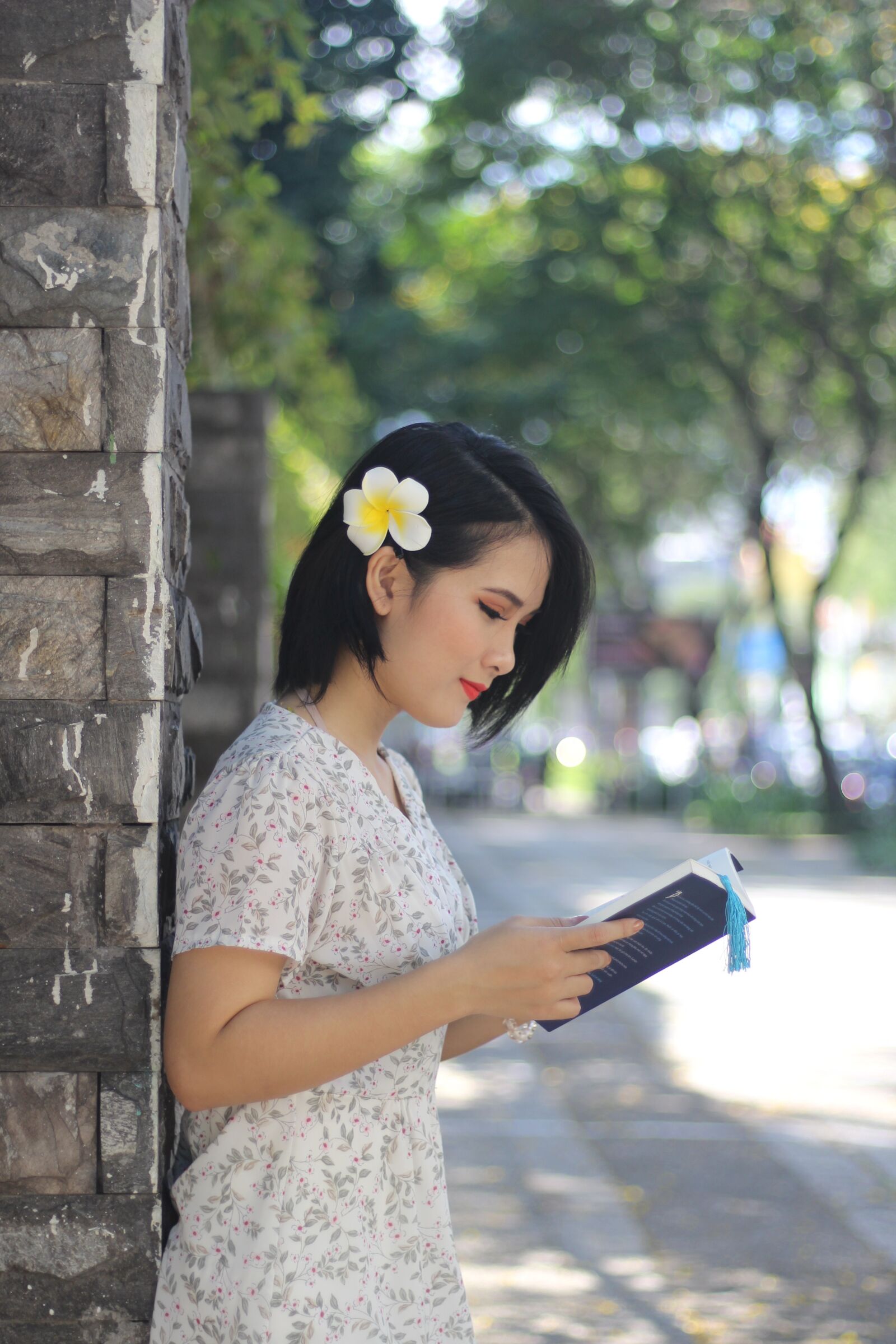 Canon EOS 1300D (EOS Rebel T6 / EOS Kiss X80) + Canon EF 50mm F1.8 STM sample photo. Vietnamese, vietnam, asia photography