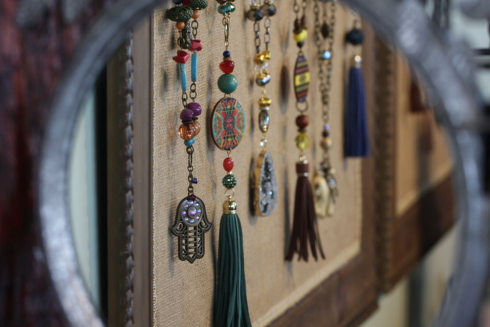 Canon EOS 40D sample photo. Jewelry, boutique, colorful photography