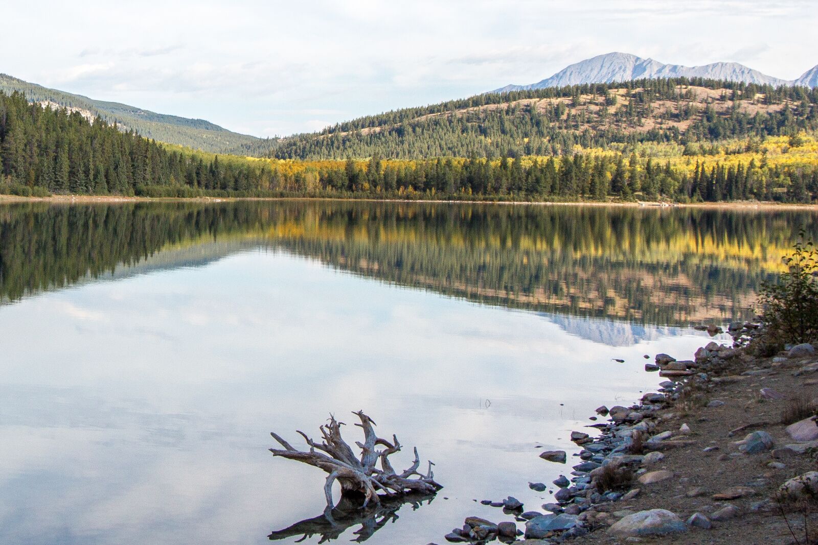 Canon EOS 650D (EOS Rebel T4i / EOS Kiss X6i) sample photo. Patricia lake, lake, jasper photography