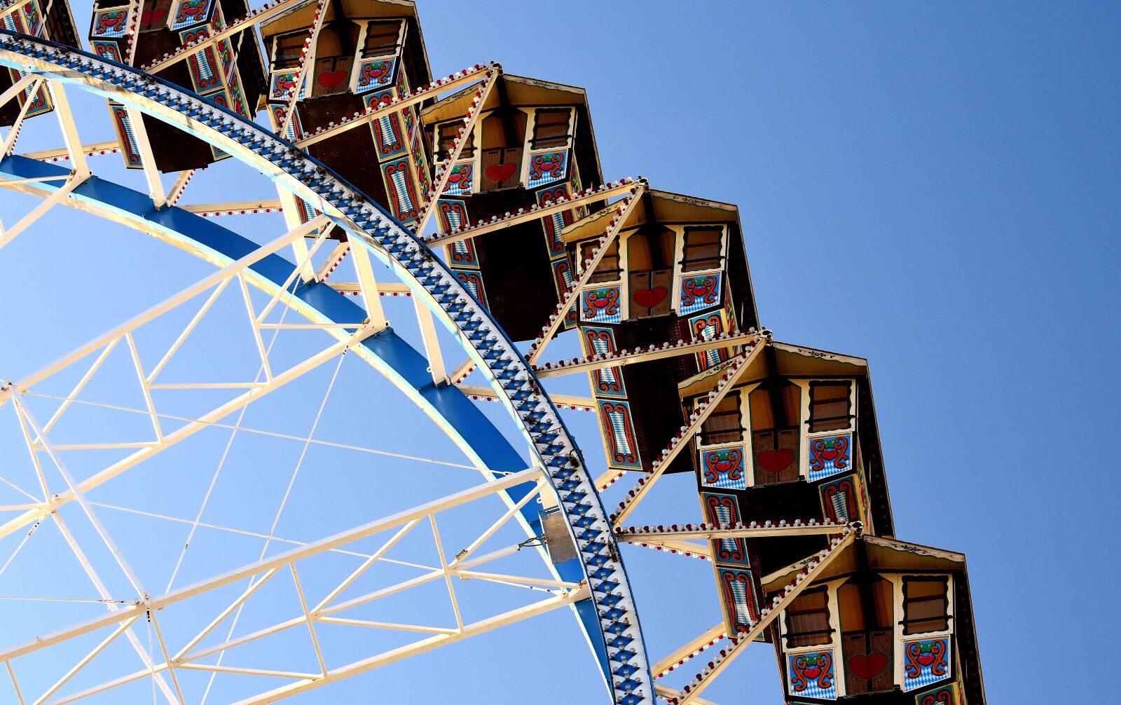 Nikon D7200 sample photo. Oktoberfest, ferris wheel, gondolas photography