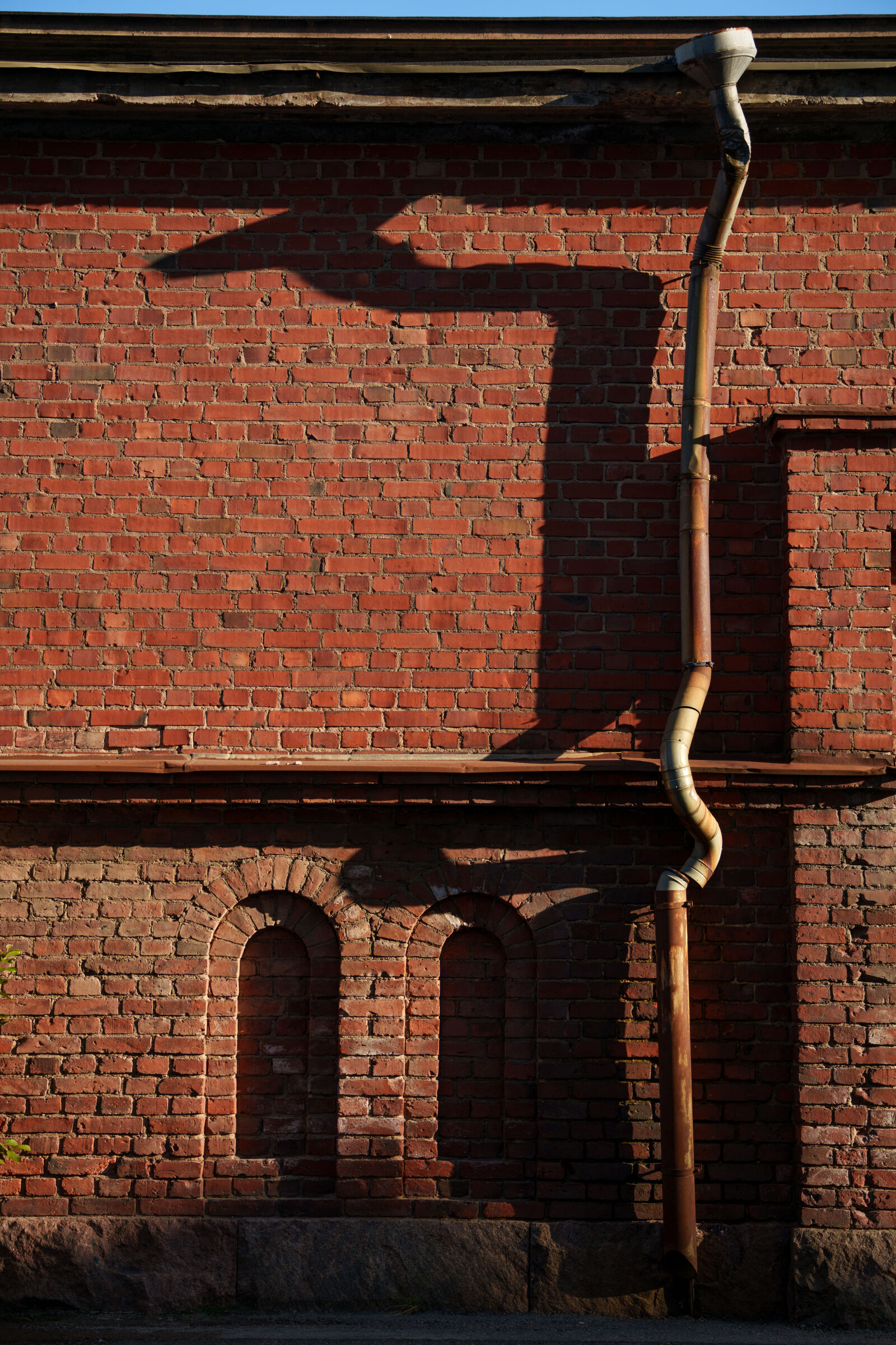 Sony a7R V sample photo. Shadow bend photography