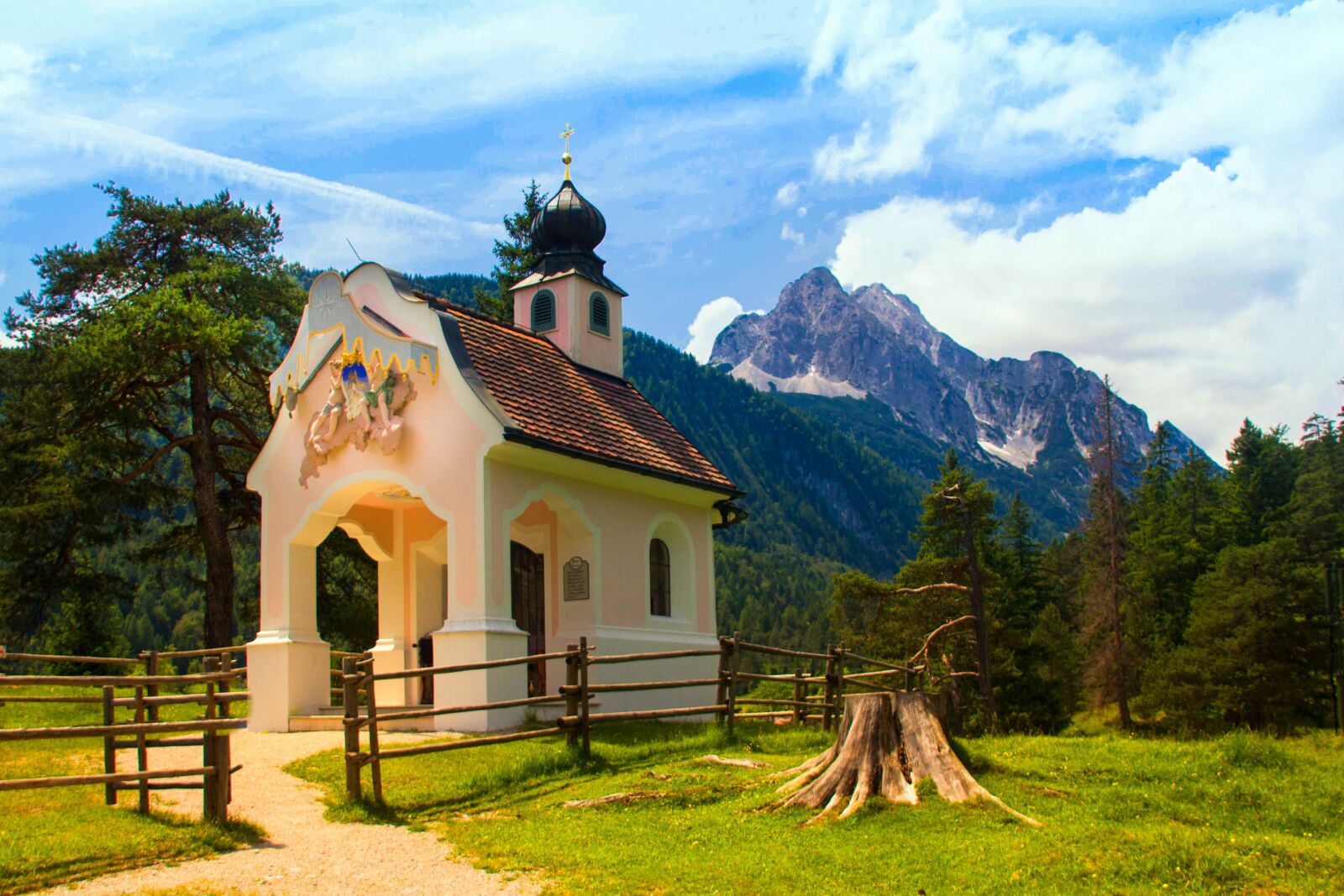 Canon EOS 600D (Rebel EOS T3i / EOS Kiss X5) sample photo. Wreath mountain, alpine, mittenwald photography