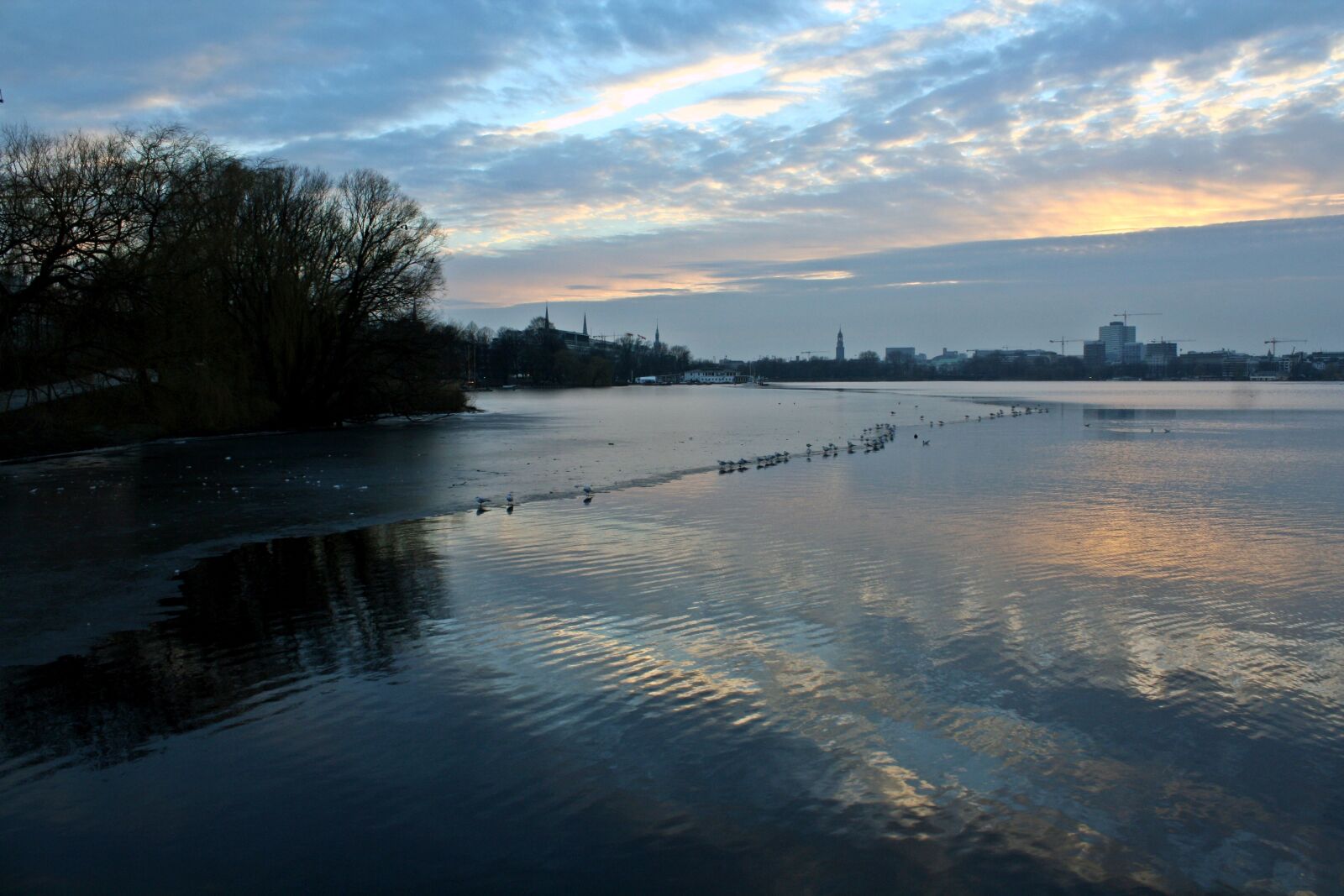 Canon EOS 1000D (EOS Digital Rebel XS / EOS Kiss F) sample photo. Abendstimmung, outer alster, beautiful photography