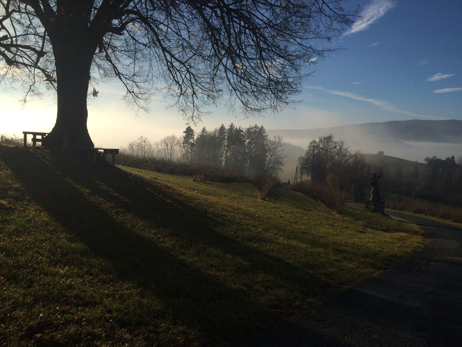 iPhone 5s back camera 4.15mm f/2.2 sample photo. Morgenstimmung, autumn, fog photography