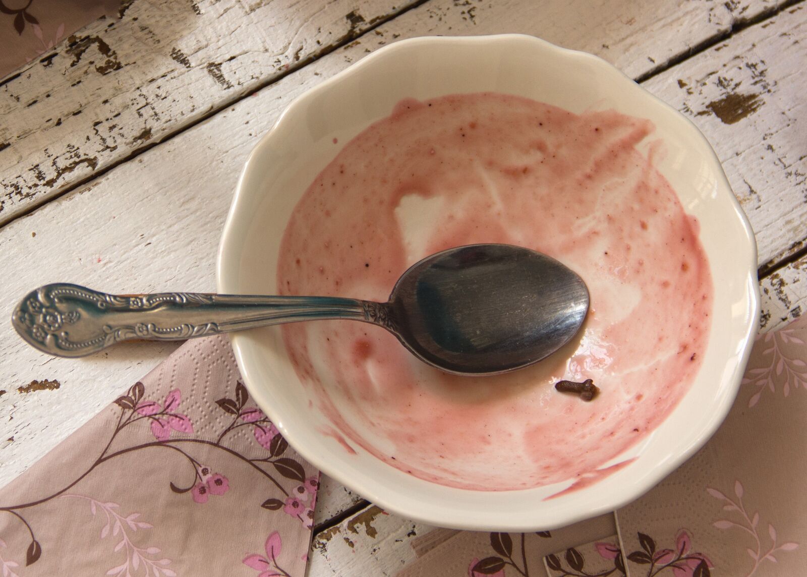 Canon EOS 550D (EOS Rebel T2i / EOS Kiss X4) sample photo. Soup bowl, soup plate photography