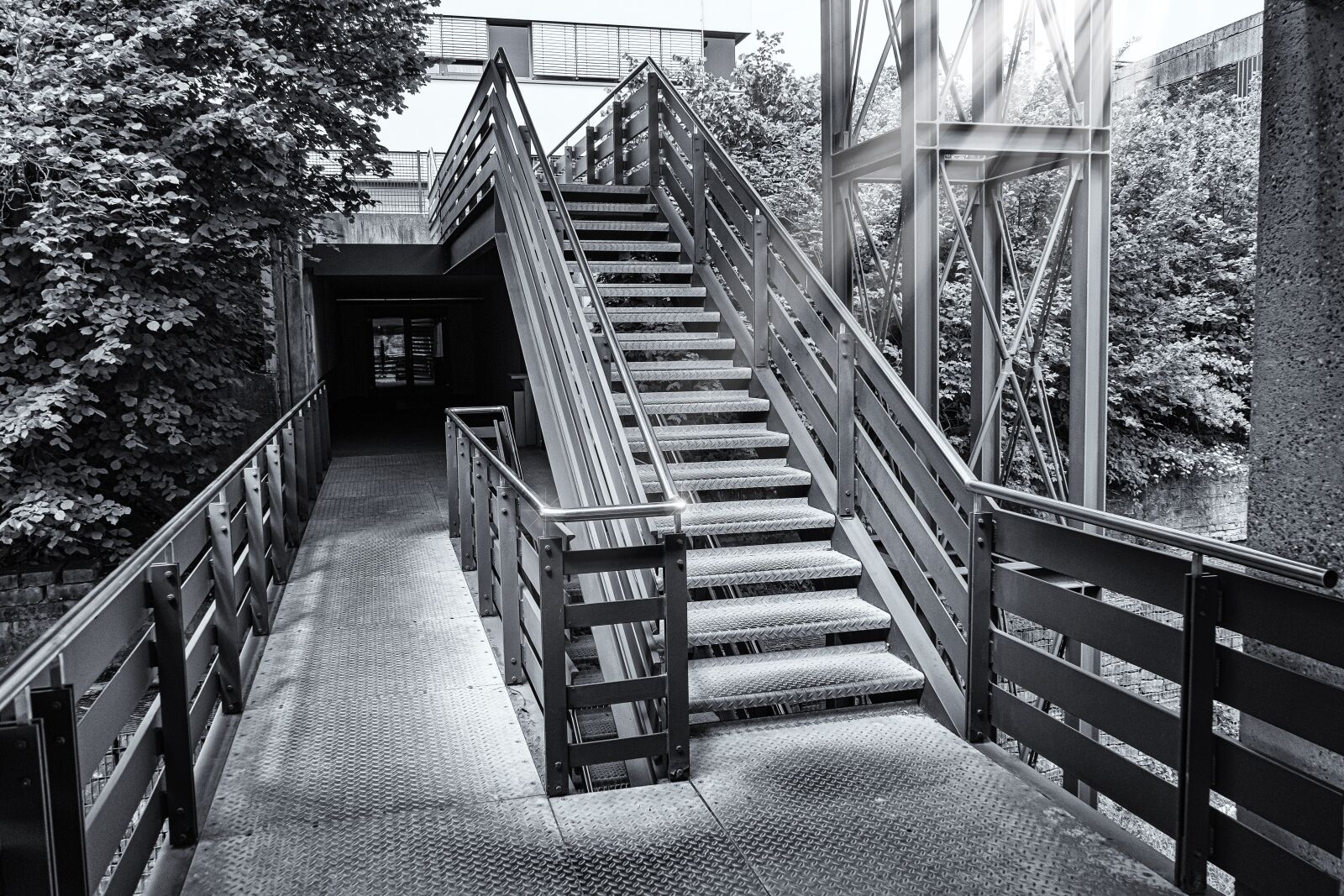 Sony a7 II + Sony FE 28-70mm F3.5-5.6 OSS sample photo. Steel stairs, black and photography