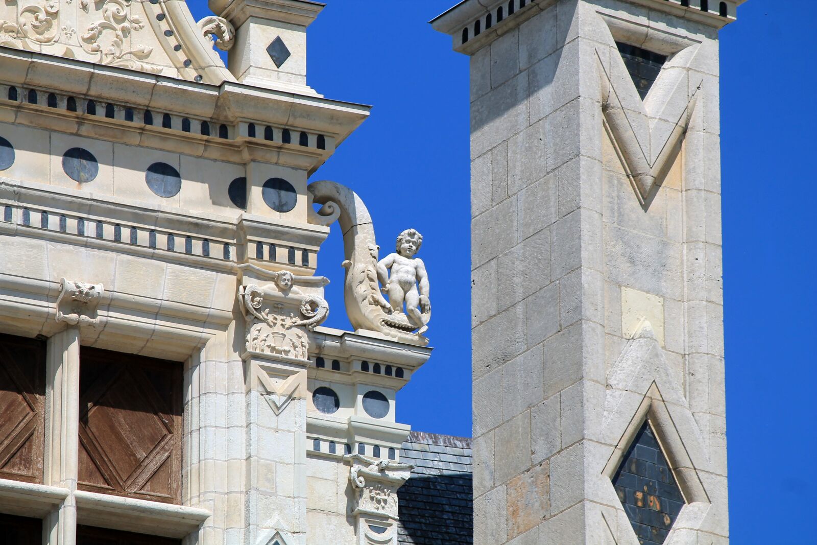 Canon EF-S 55-250mm F4-5.6 IS II sample photo. Chambord, renaissance, france photography