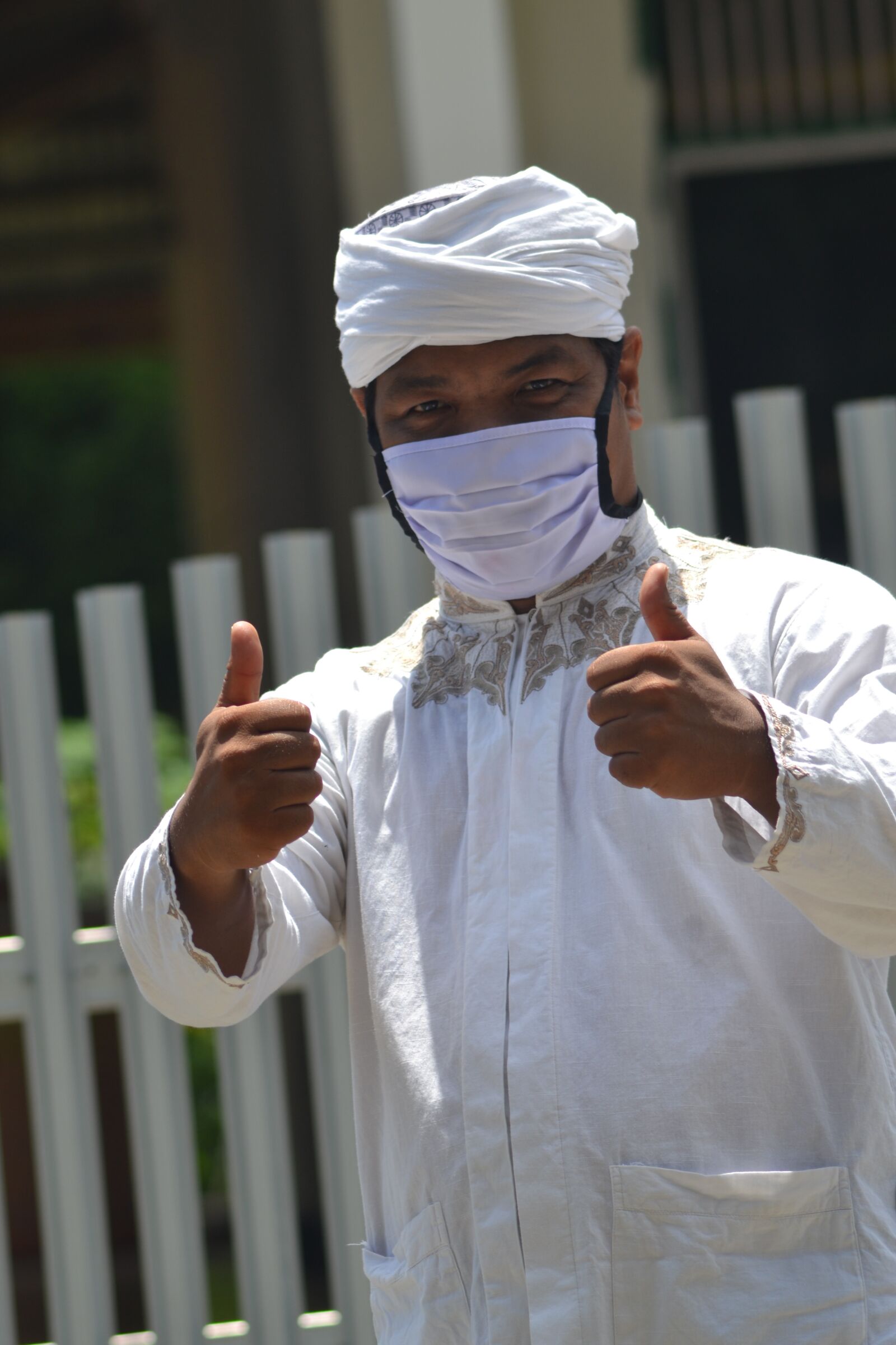 Nikon D3100 sample photo. Islamic, masker, white photography