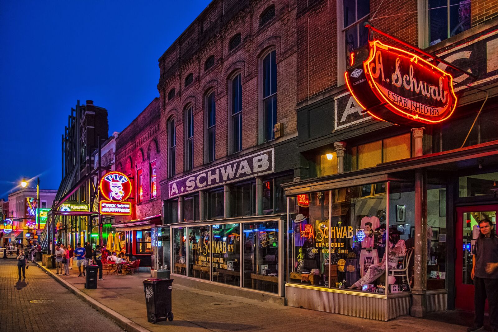 Nikon D7200 sample photo. Beale street, memphis, blues photography