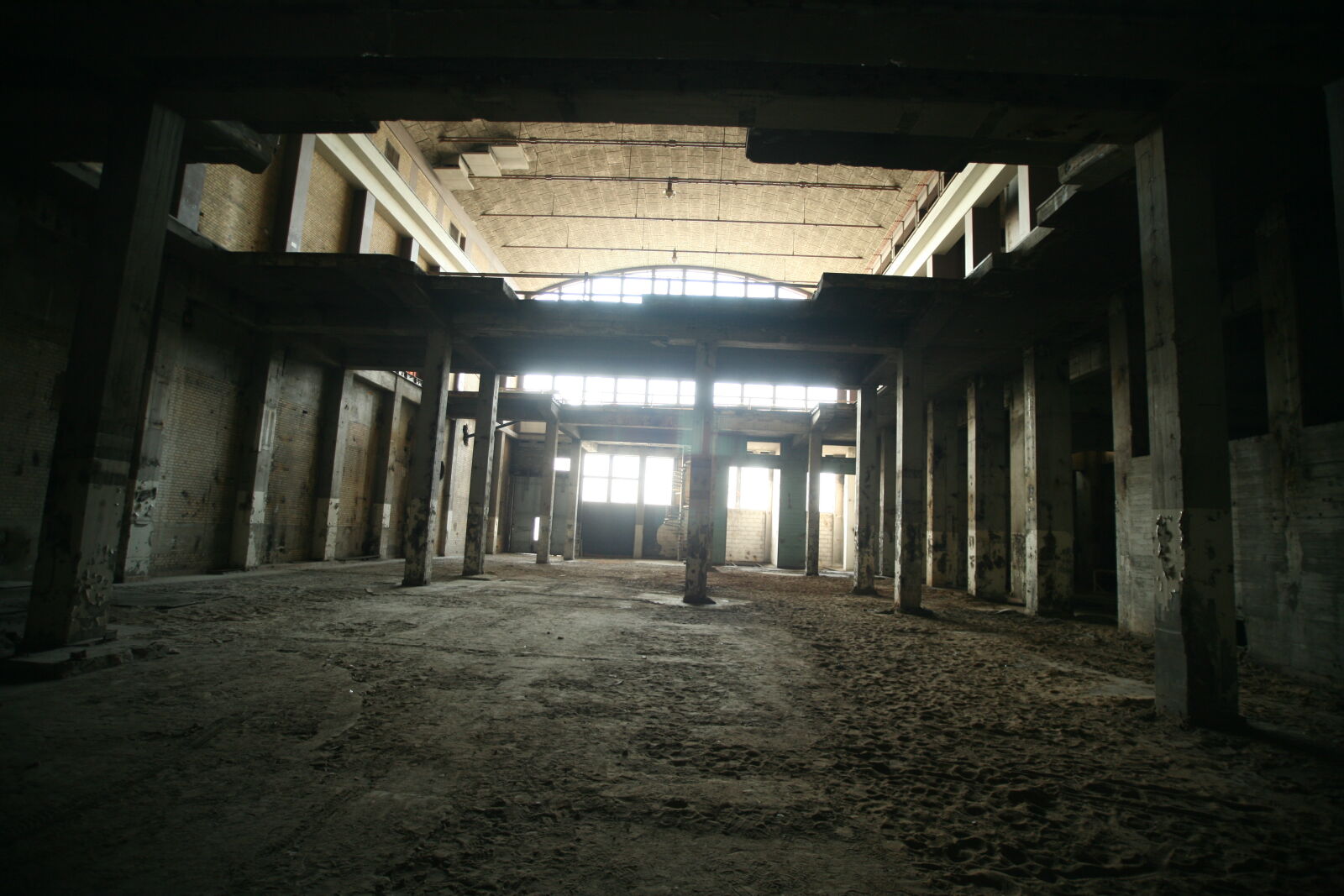 Canon EOS 5D sample photo. Abandoned, architecture, broken, building photography