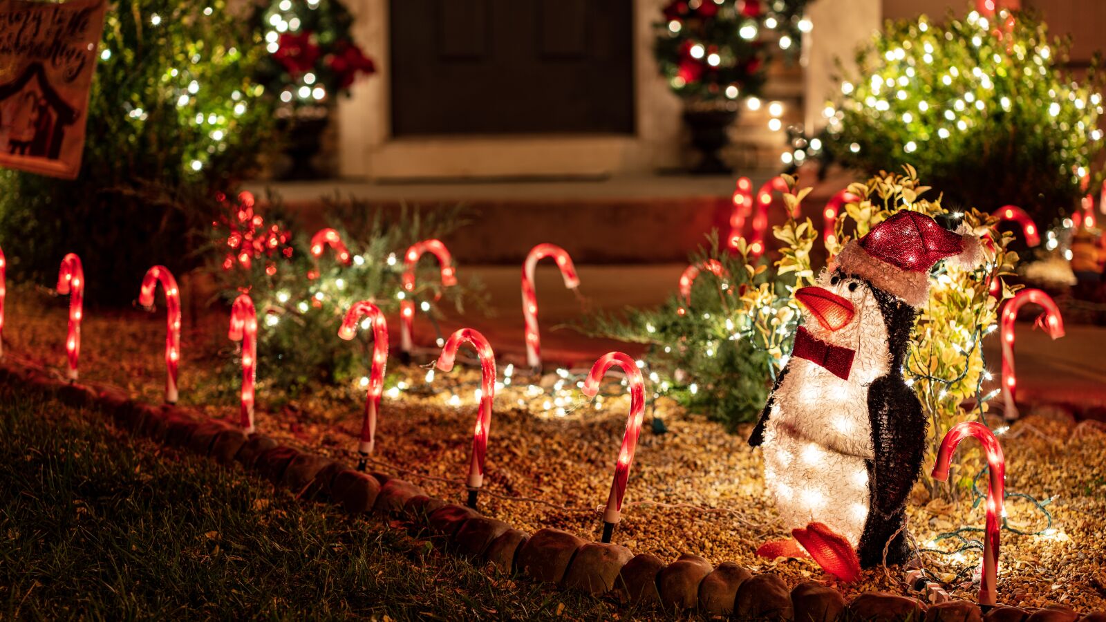 Sony a7R III sample photo. Christmas, lights, decoration photography