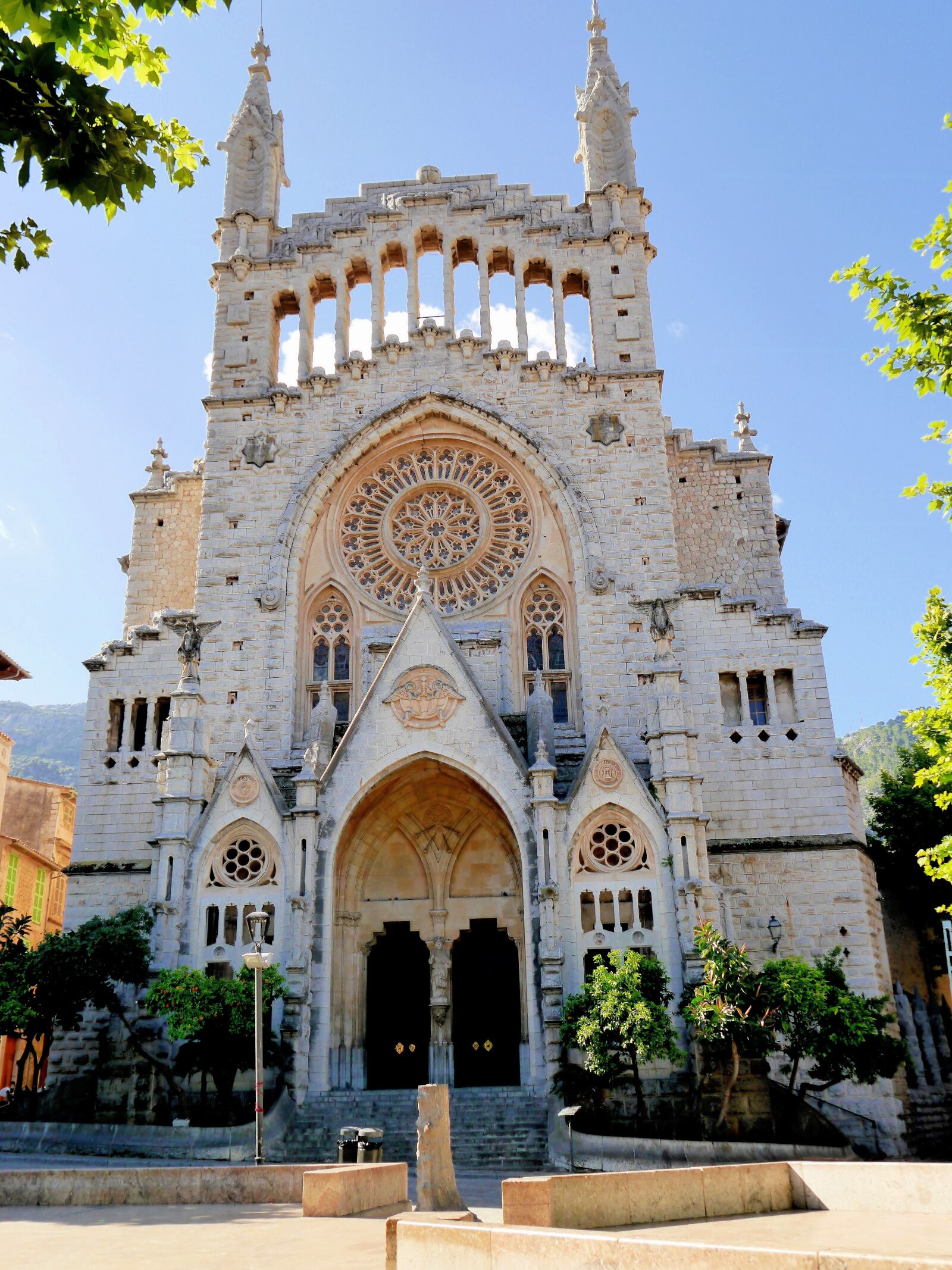 Panasonic Lumix DMC-G5 sample photo. Spain, mallorca, city photography