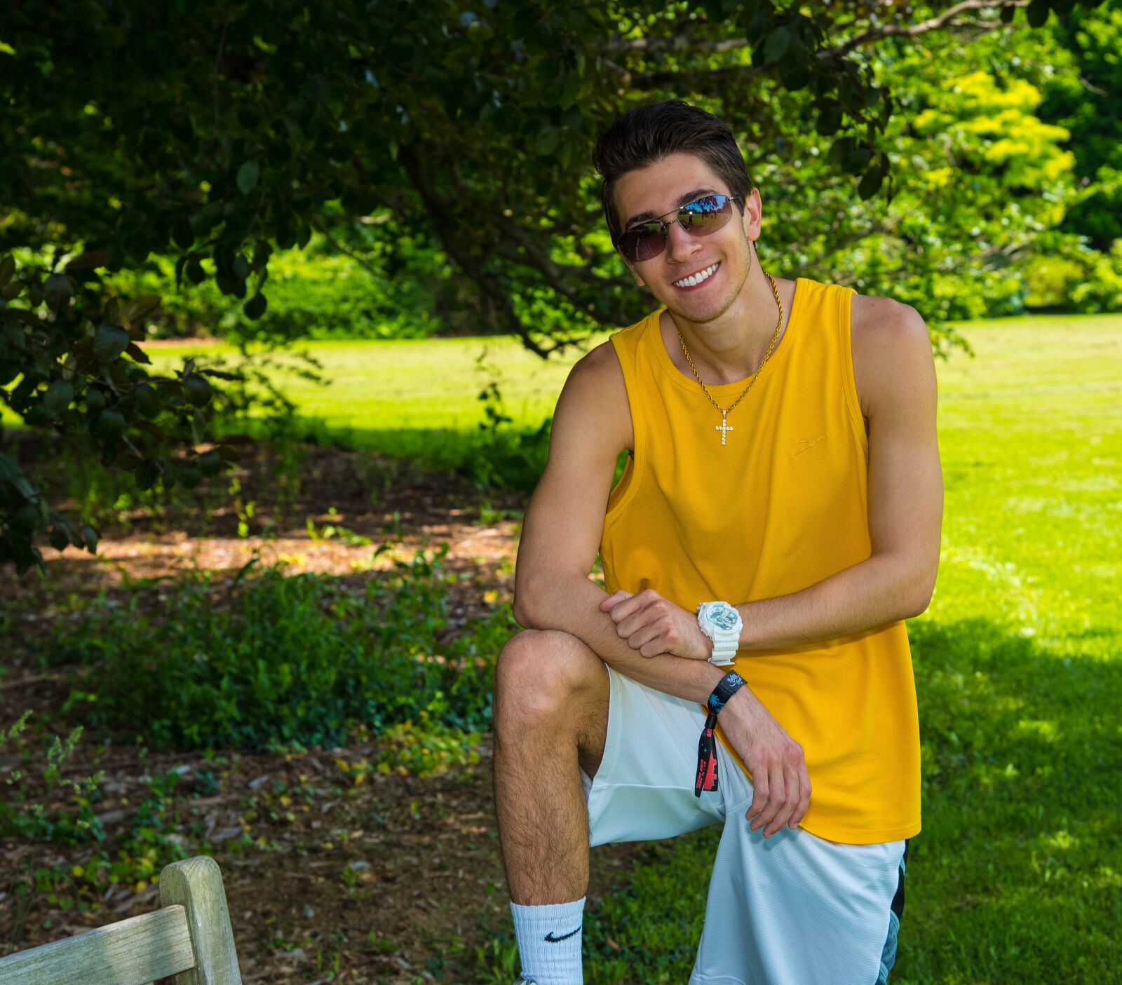Nikon D750 sample photo. People, tree, smile photography