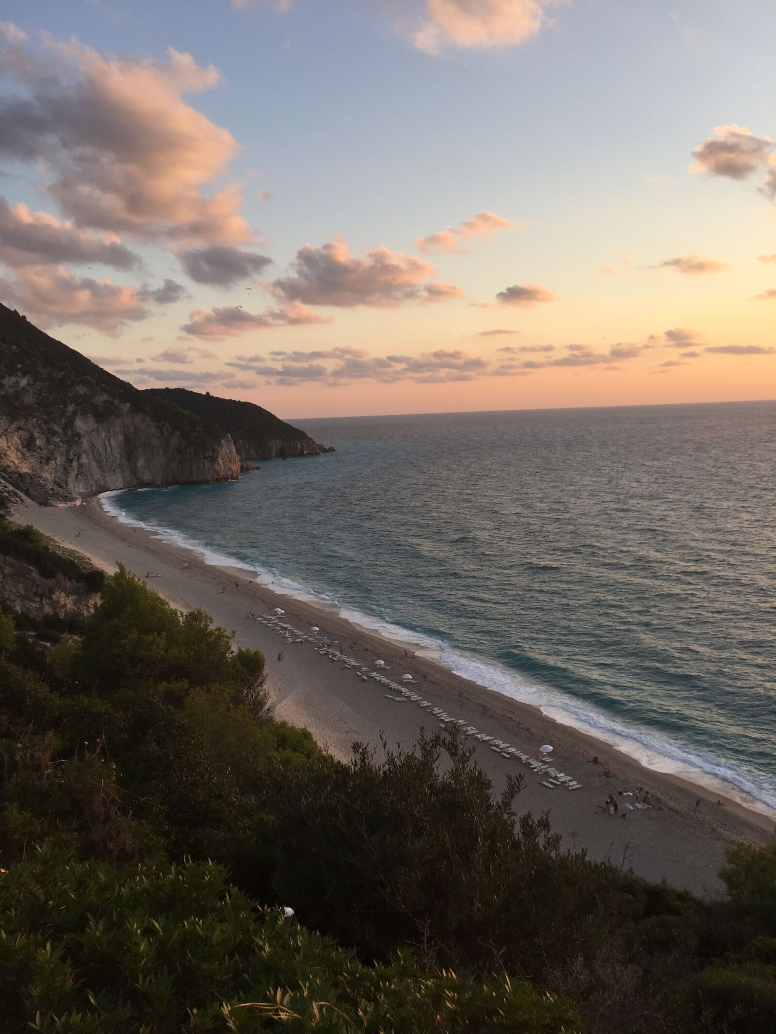iPhone 6 Plus back camera 4.15mm f/2.2 sample photo. Beach, sky, sea photography