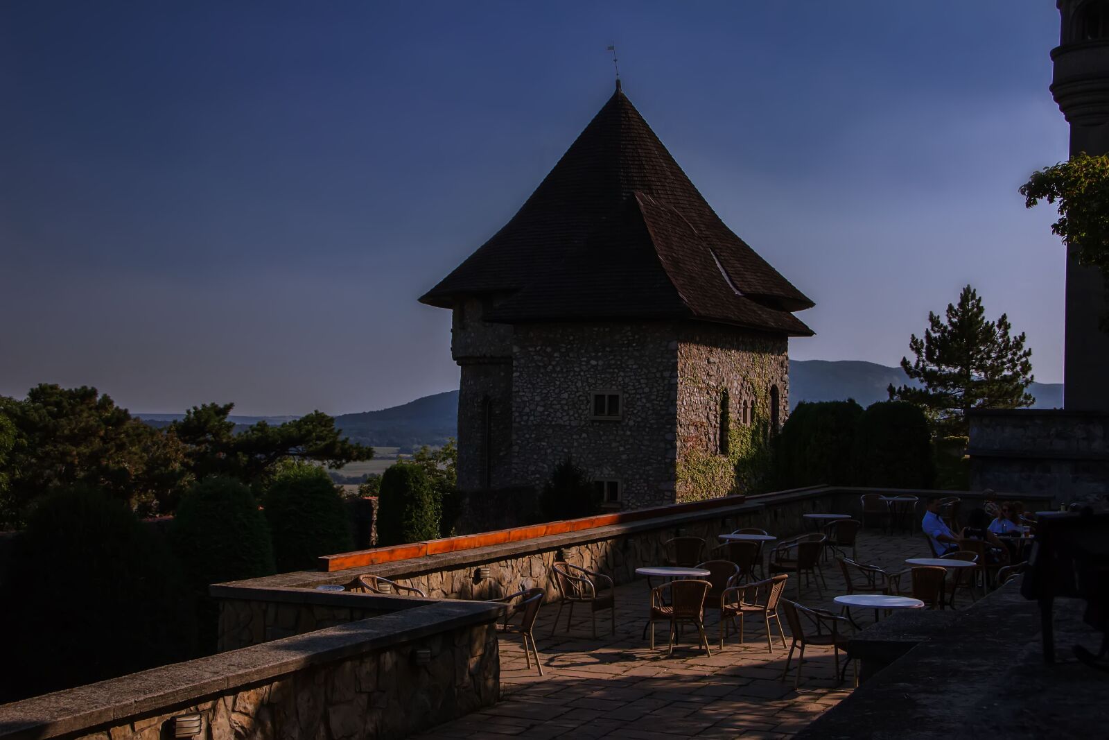 Canon EOS 600D (Rebel EOS T3i / EOS Kiss X5) sample photo. Smolenice, slovakia, lock photography