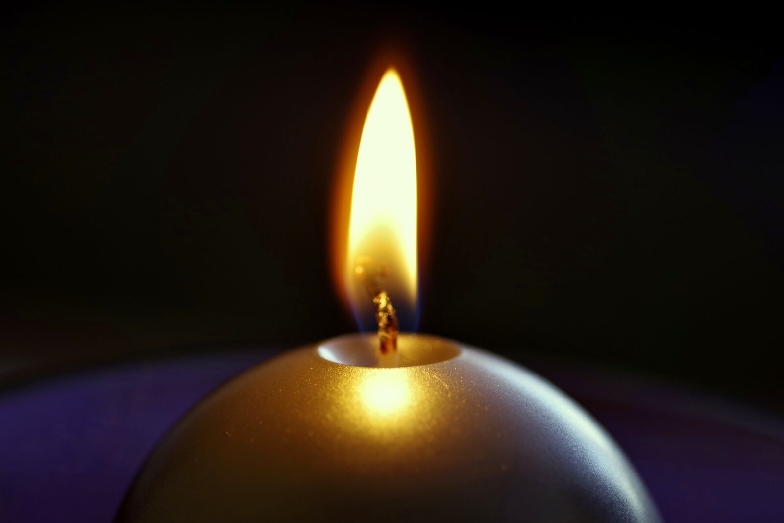 Pentax K-S2 sample photo. Candle, the flame, fire photography