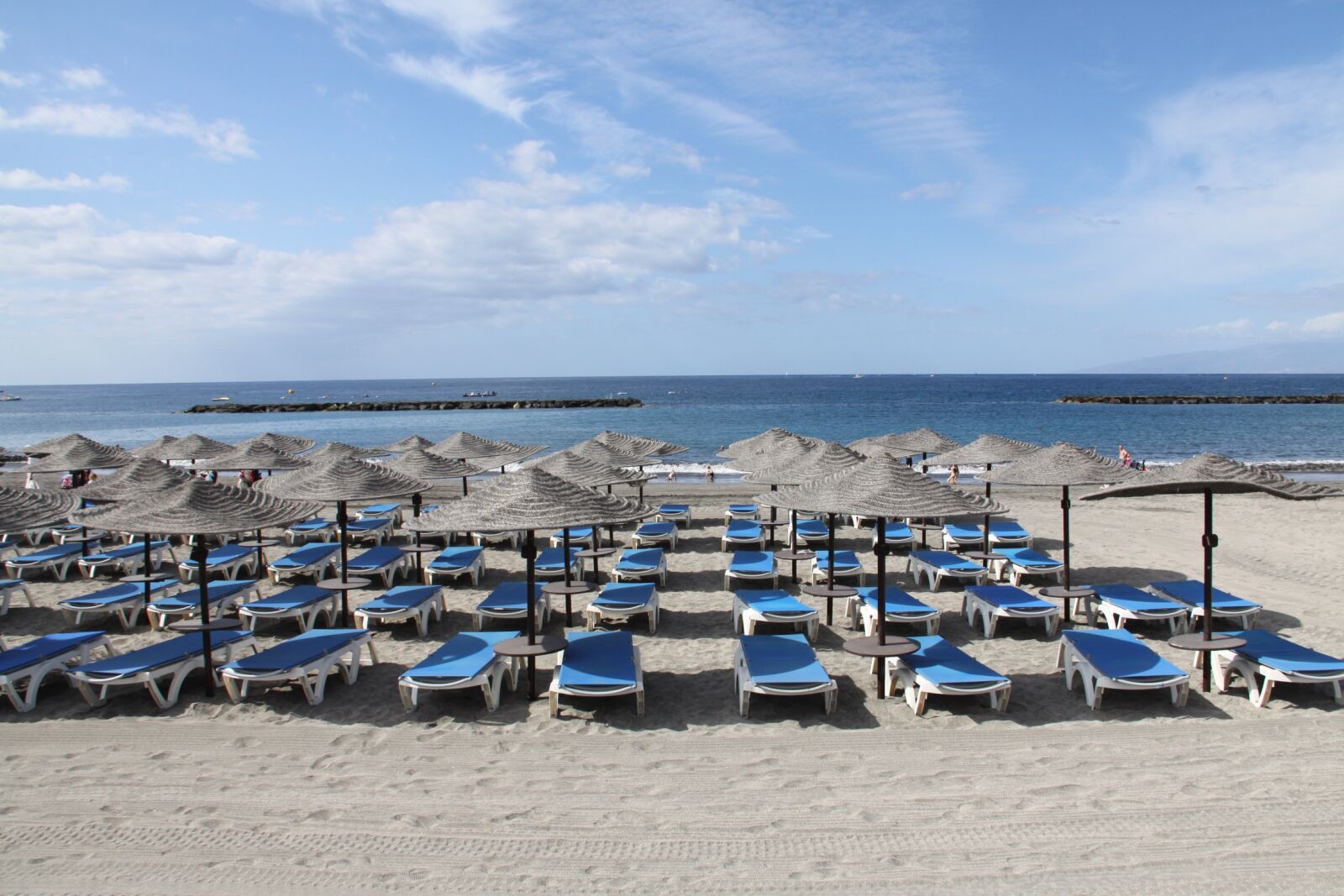 Canon EOS 50D sample photo. Sunbeds, la caleta, tenerife photography