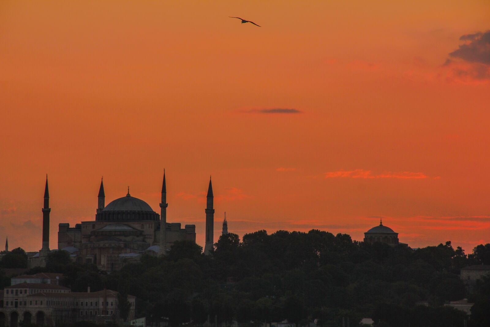 Canon EOS 550D (EOS Rebel T2i / EOS Kiss X4) sample photo. Sunset, hagiasophia, istanbul photography
