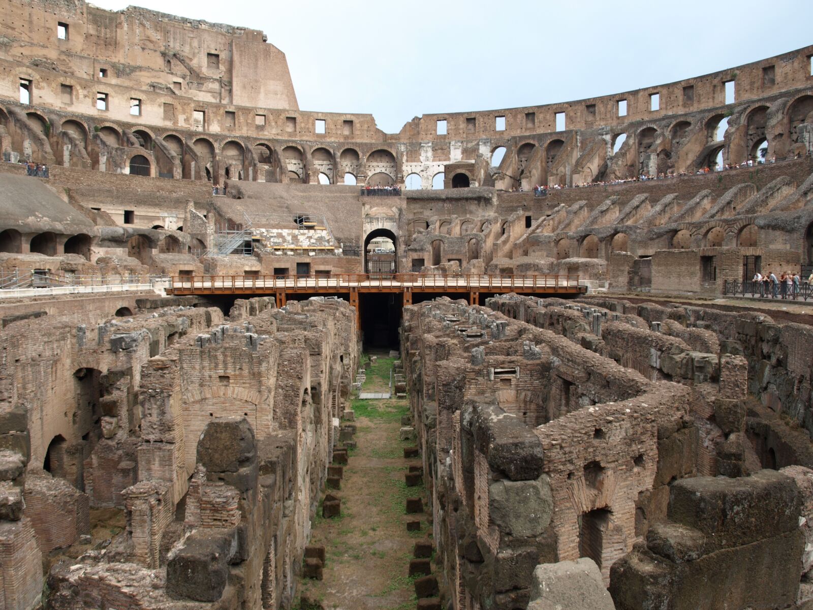 Olympus E-510 (EVOLT E-510) sample photo. Rome, colosseum, colosseo photography