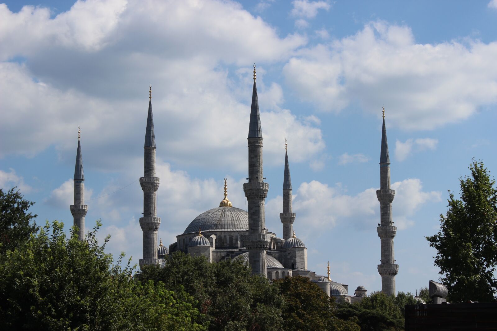 Canon EOS 600D (Rebel EOS T3i / EOS Kiss X5) sample photo. Sultan, ahmed, cami photography