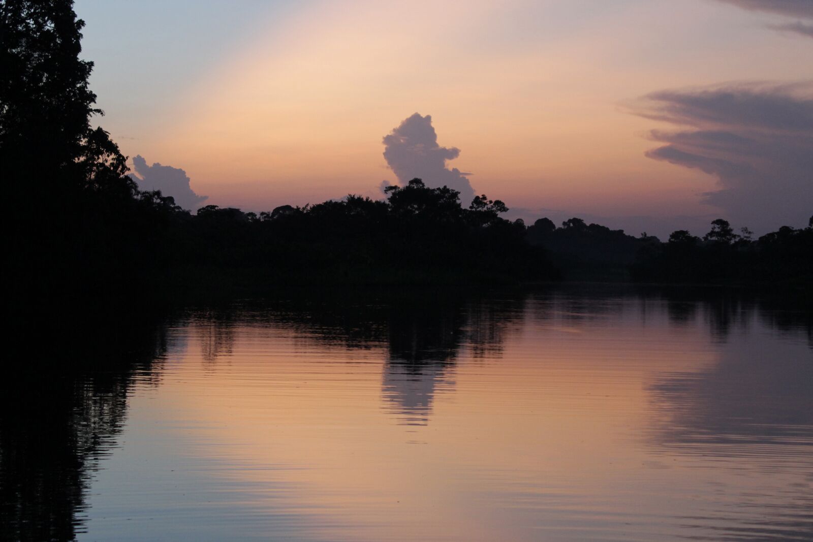 Canon EOS 1100D (EOS Rebel T3 / EOS Kiss X50) sample photo. Amazon, ecuador, landscape photography