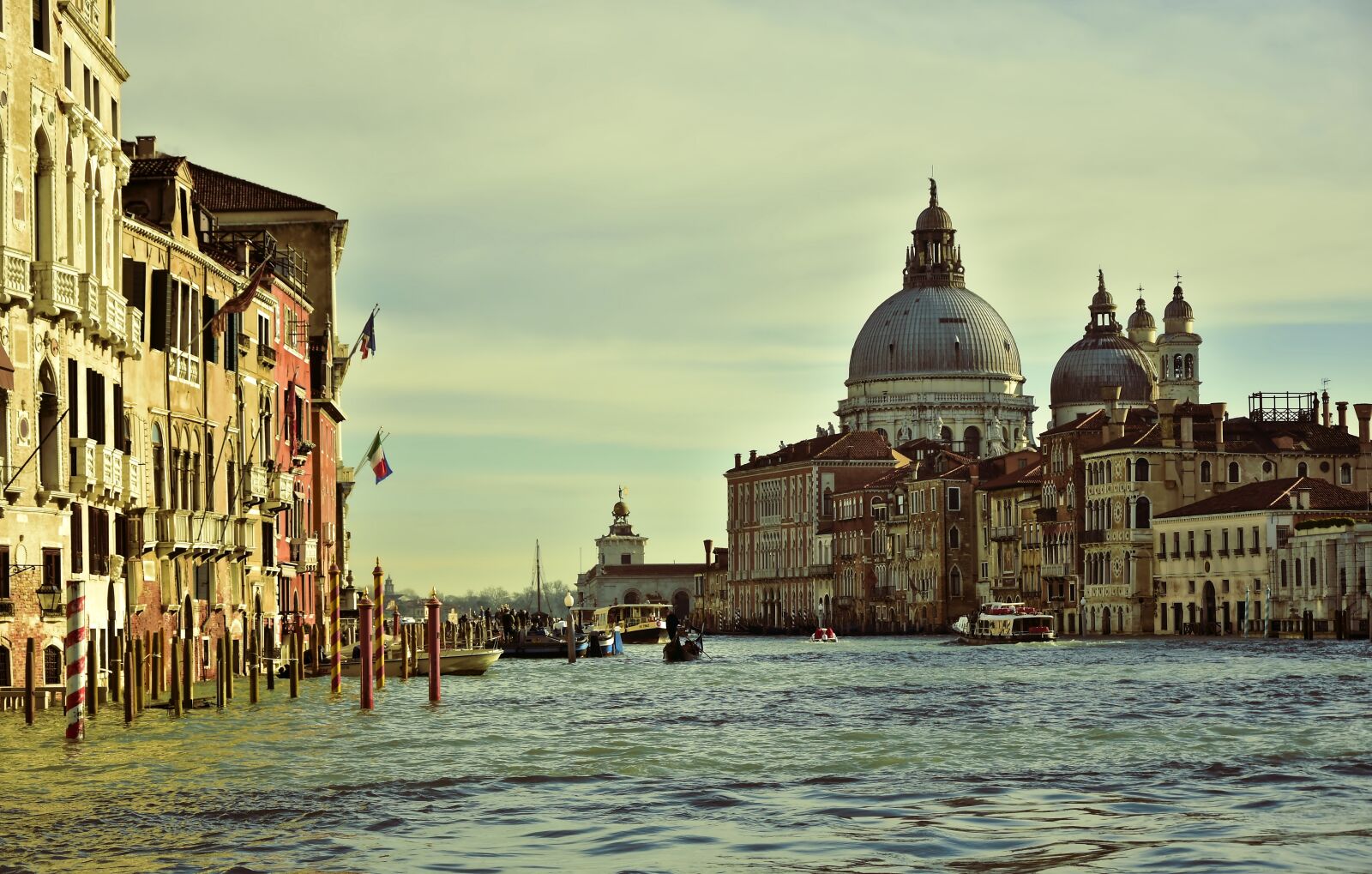 Nikon D5600 sample photo. Venice, canale grande, basilica photography