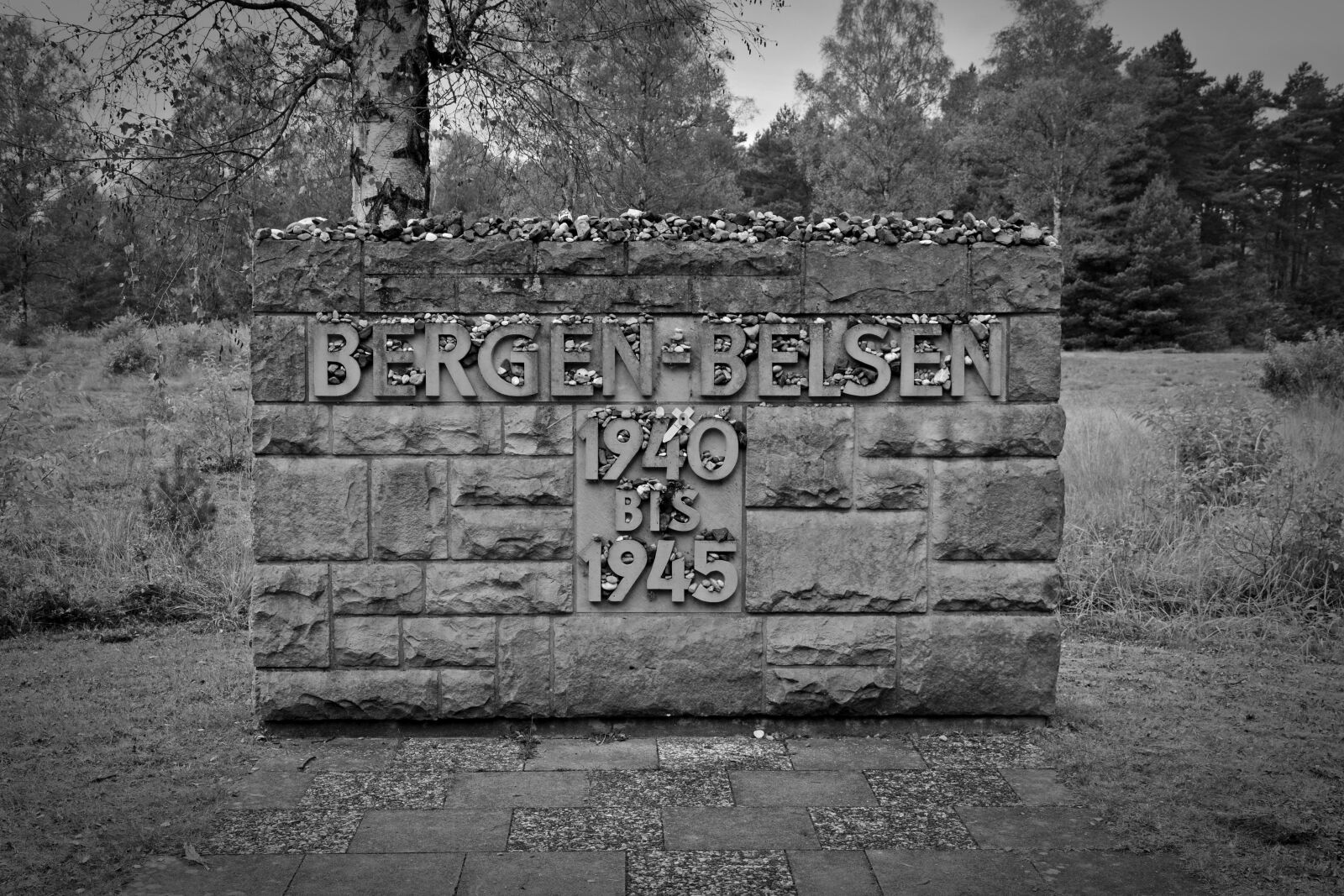 Nikon D5200 sample photo. Memorial, belsen mountains, holocaust photography