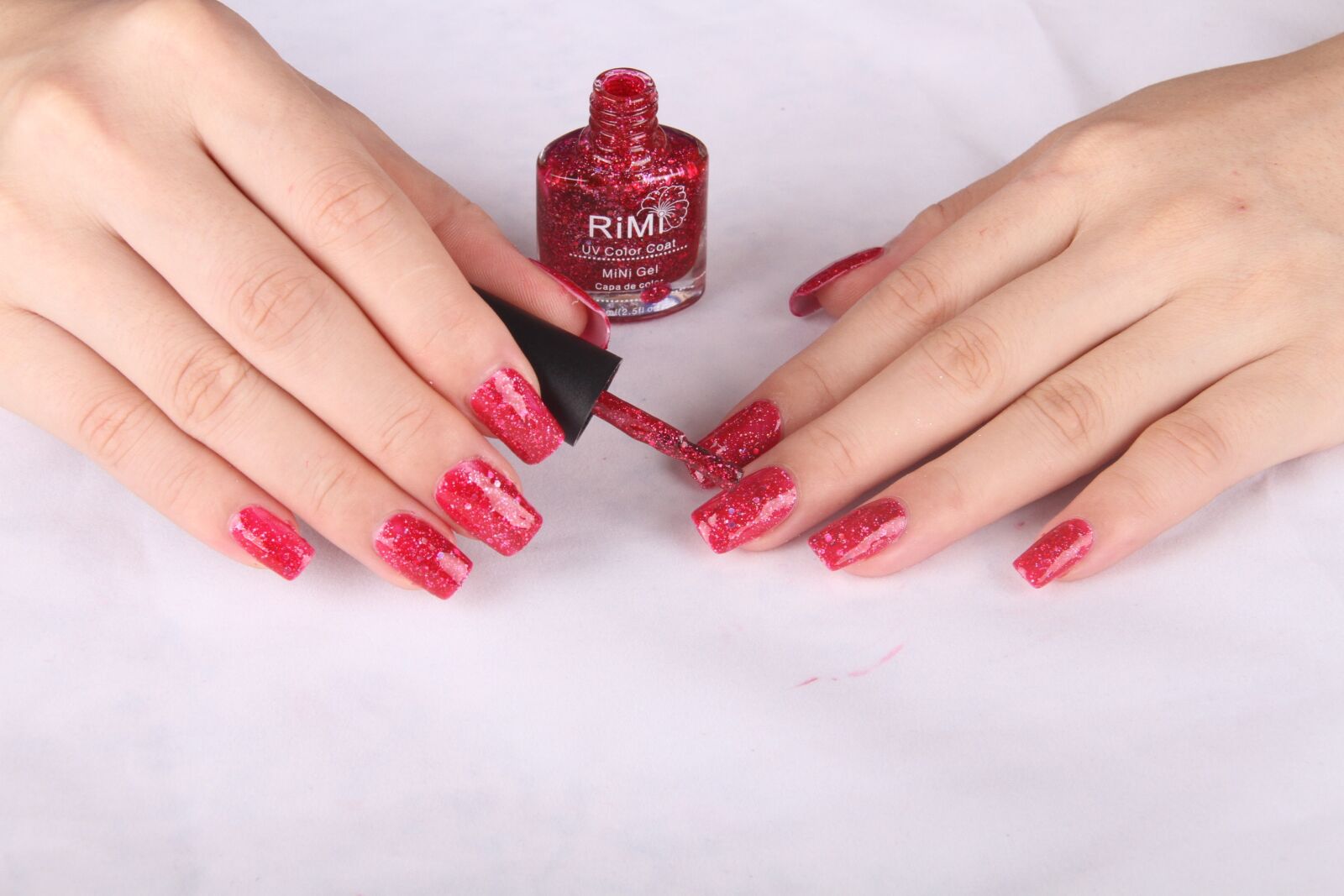 Canon EOS 7D sample photo. Cosmetology, polishing, red photography