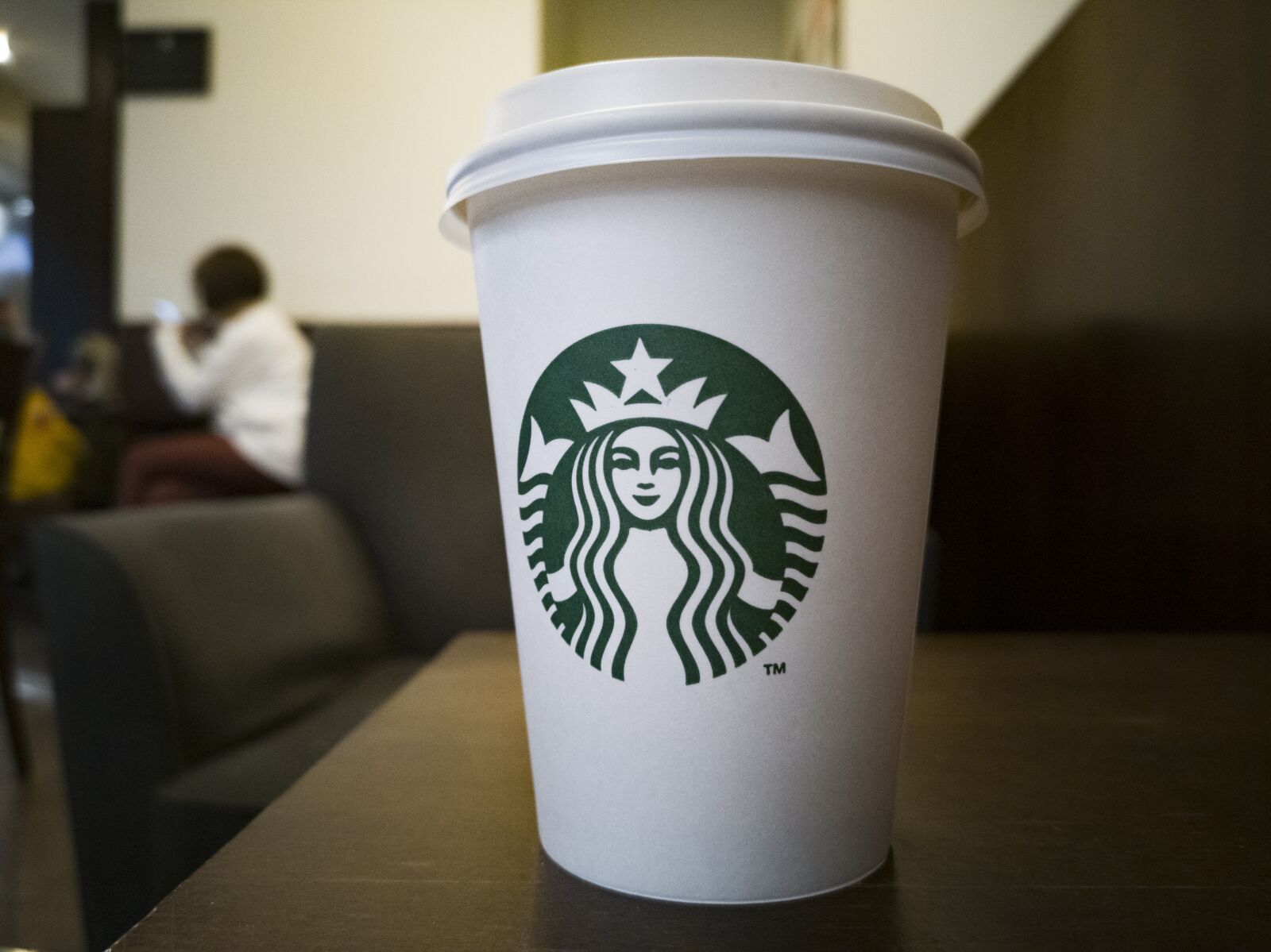 HUAWEI CLT-L09 sample photo. Starbucks, coffee, morning photography