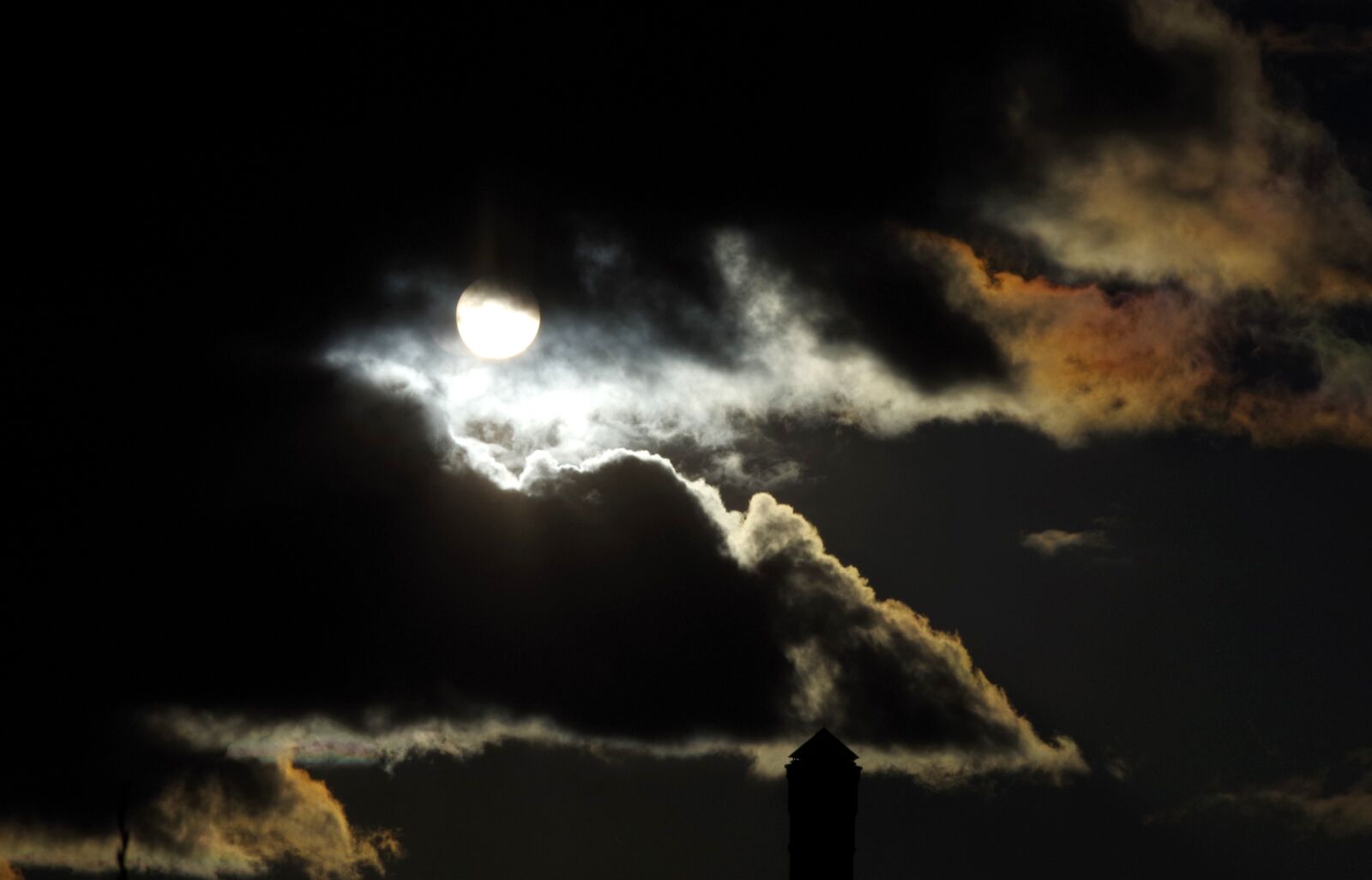 Pentax K-30 sample photo. Clouds, dark, mood photography