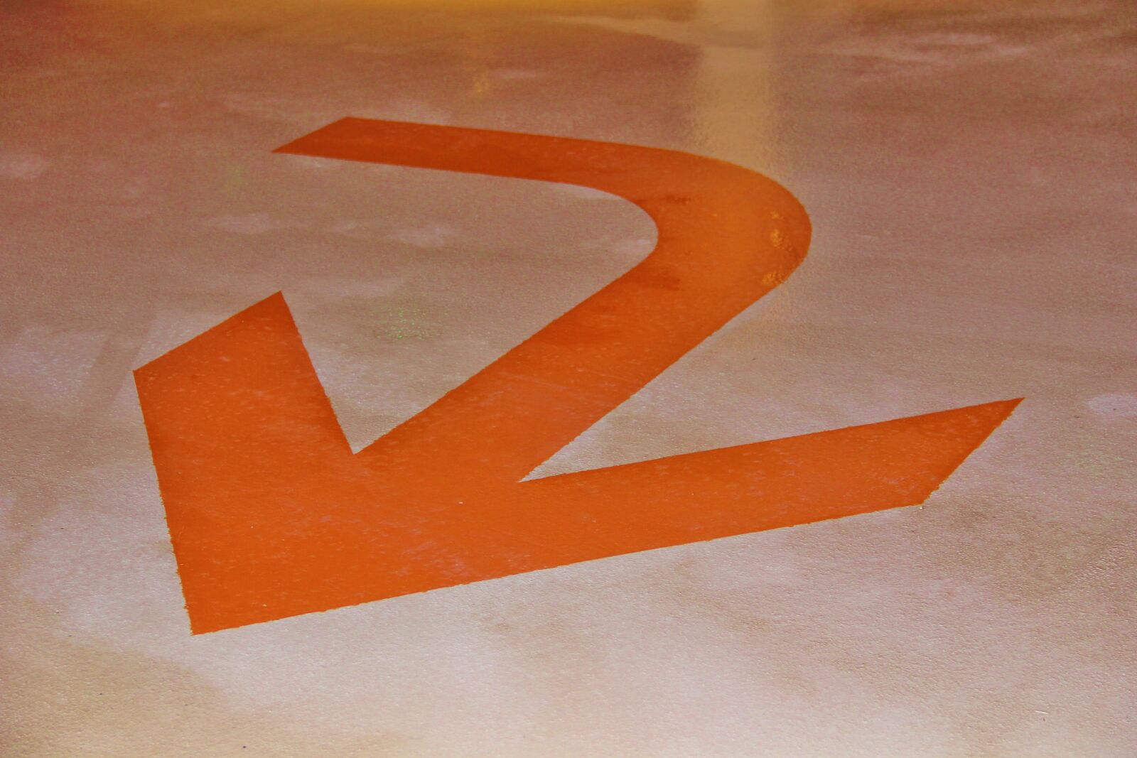 Canon EOS 60D sample photo. Arrow, the direction of photography