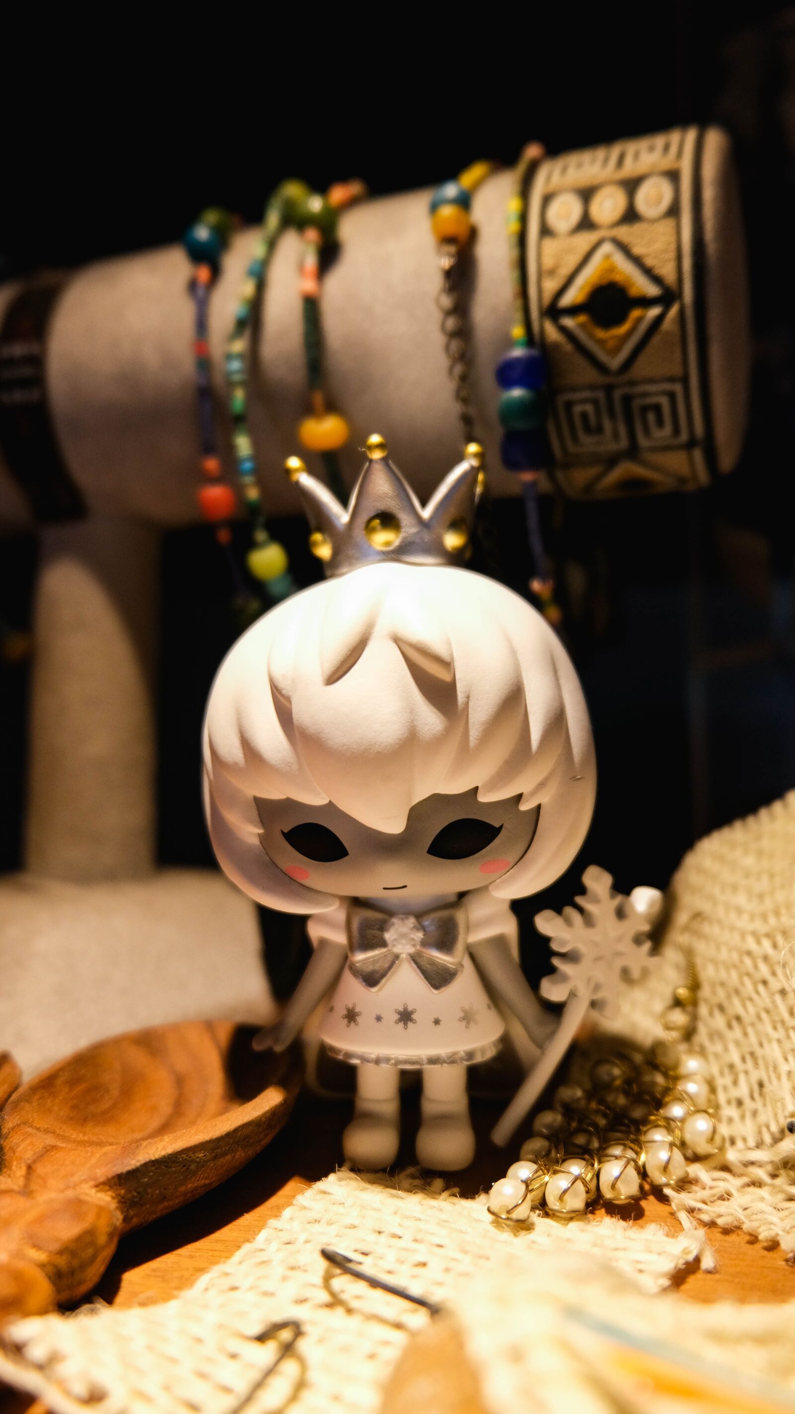 Fujifilm X-T30 sample photo. Abiru, toys, jewelry photography