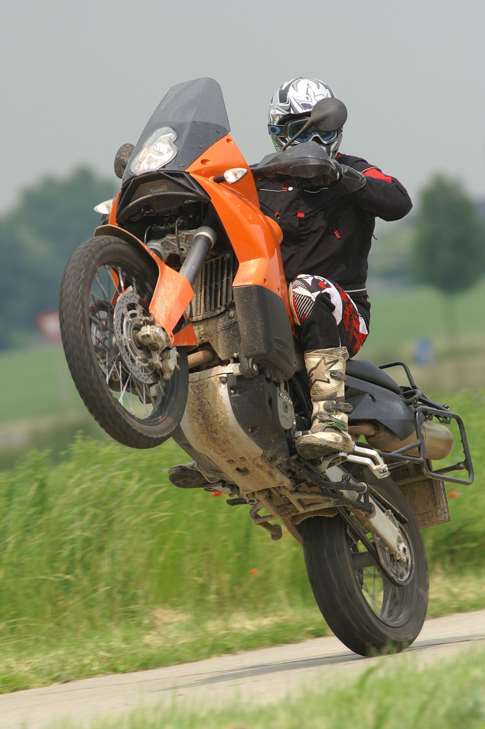 KONICA MINOLTA DYNAX 7D sample photo. Wheelie, motorbike motorcycle, bike photography