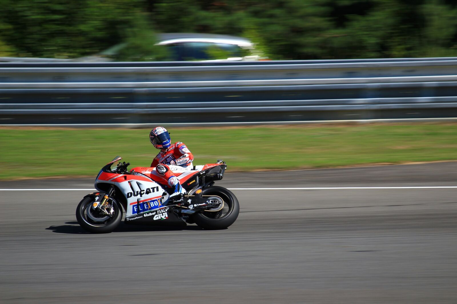 Canon EF-S 55-250mm F4-5.6 IS STM sample photo. Brno, motogp, andrea dovizioso photography