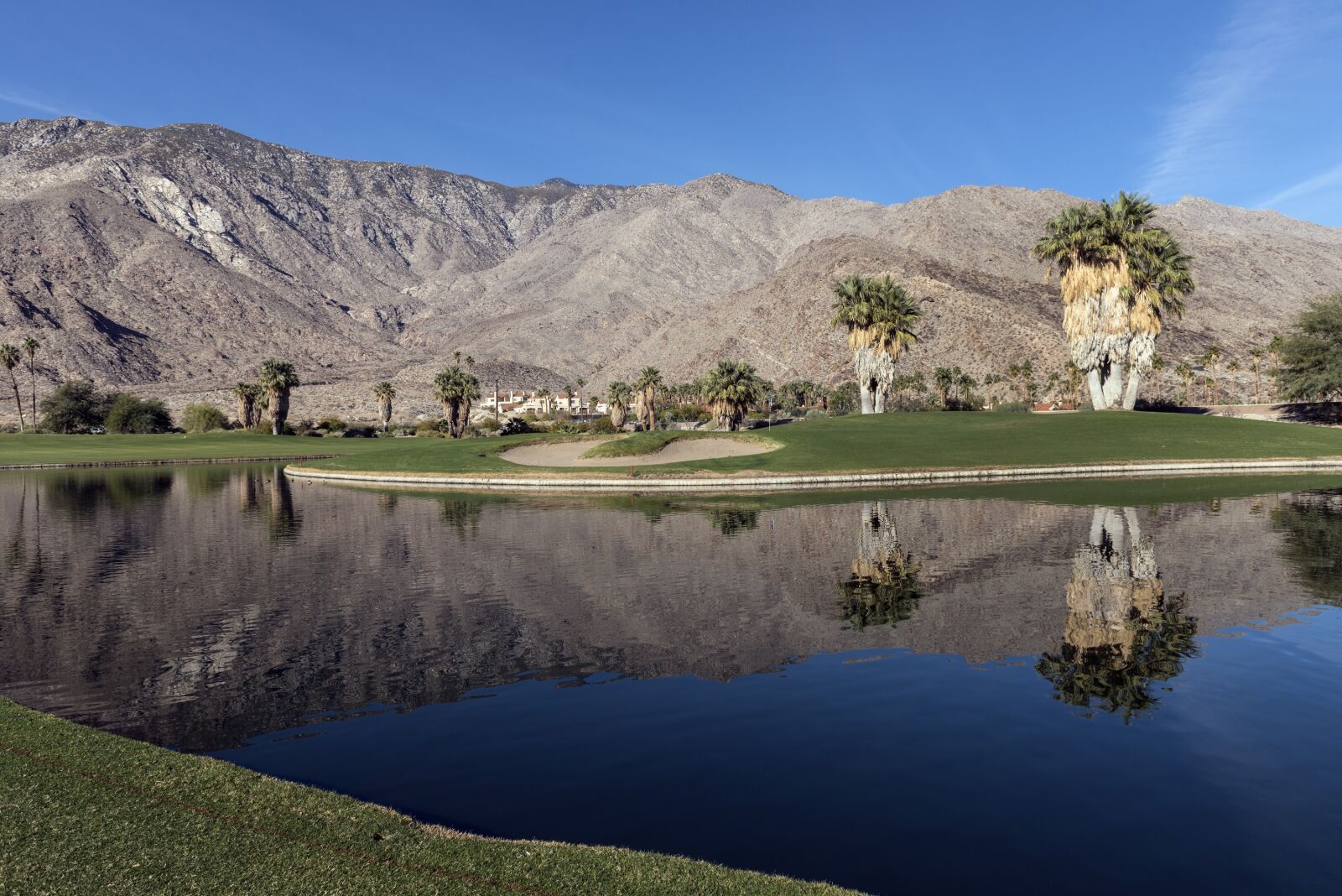 Nikon D800E sample photo. Golf course, water feature photography