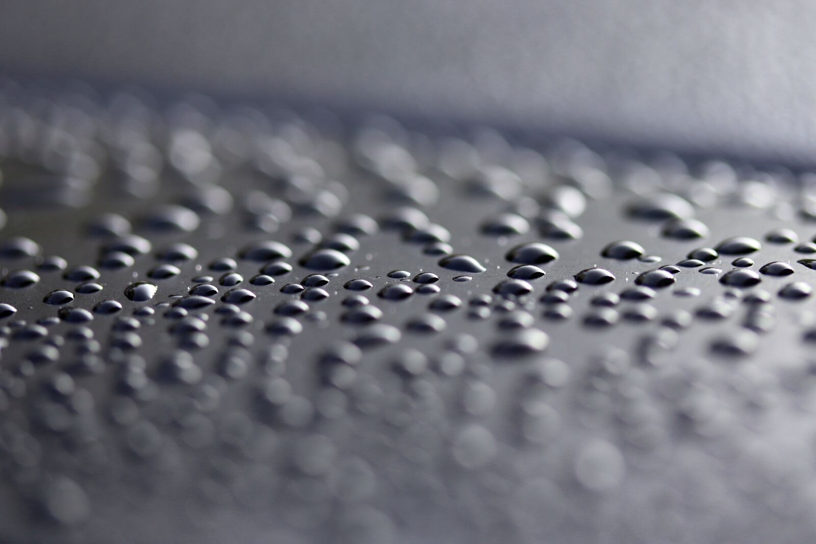 Canon EF-S 60mm F2.8 Macro USM sample photo. Drip, paint, rain photography