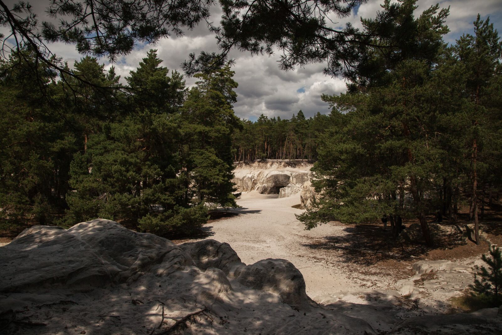 Canon EOS 5D Mark II sample photo. Sandstone caves, resin, blankenburg photography