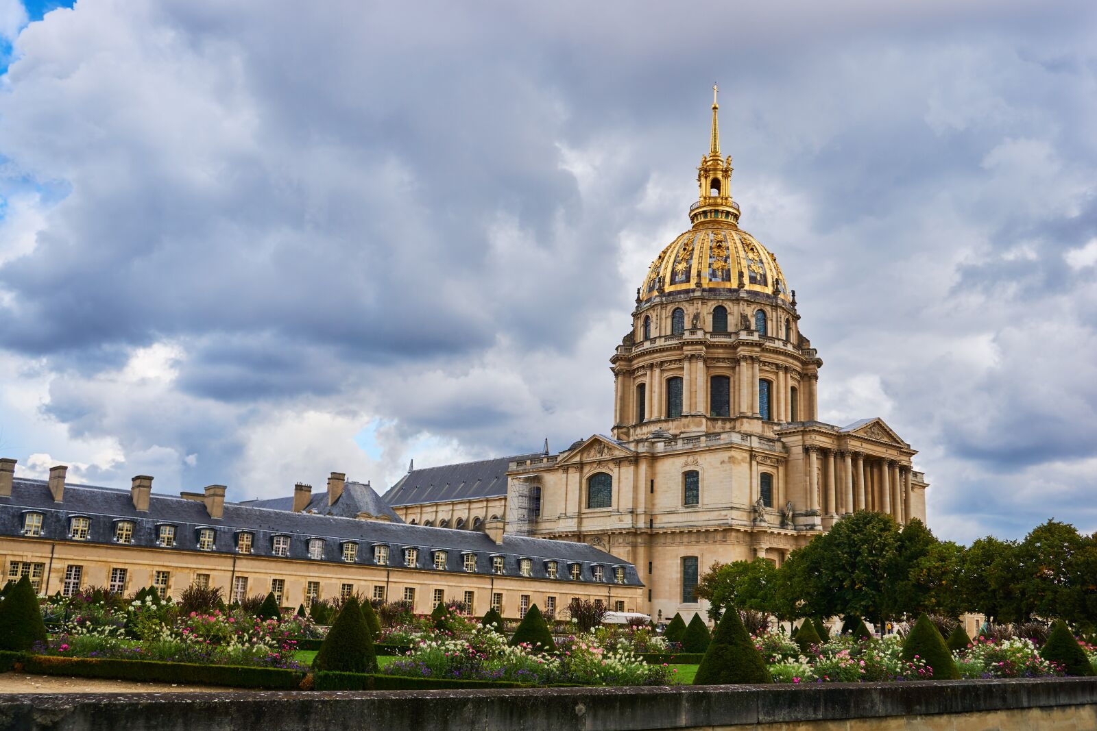 Sony a6000 sample photo. Paris, france, invalides photography