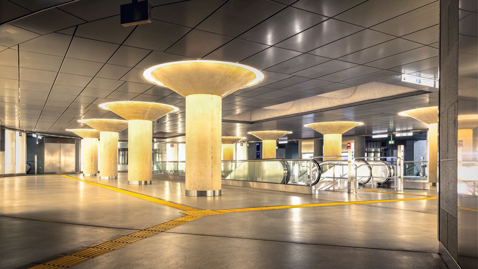 Nikon Z6 sample photo. Architecture, railway station, design photography