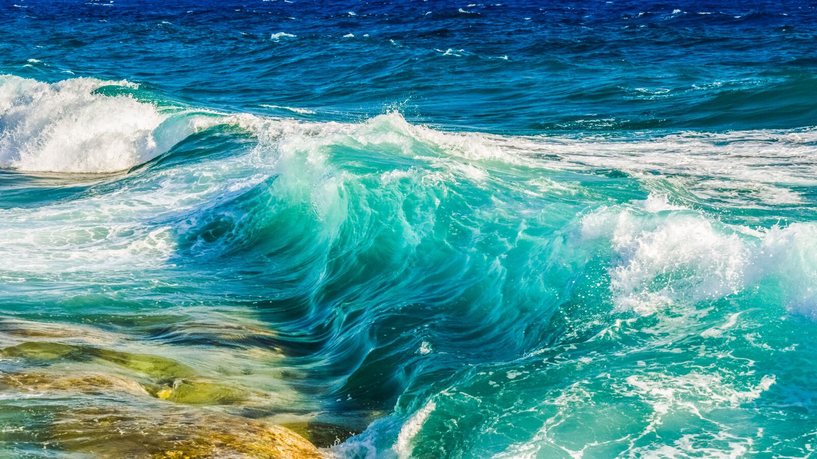 Nikon D3300 sample photo. Wave, smashing, transparent photography