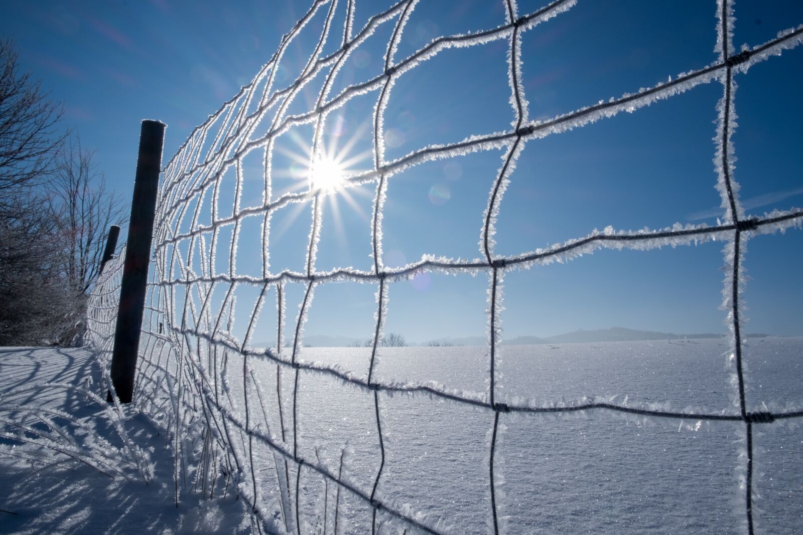 Fujifilm X-T10 sample photo. Winter, snow, ice photography