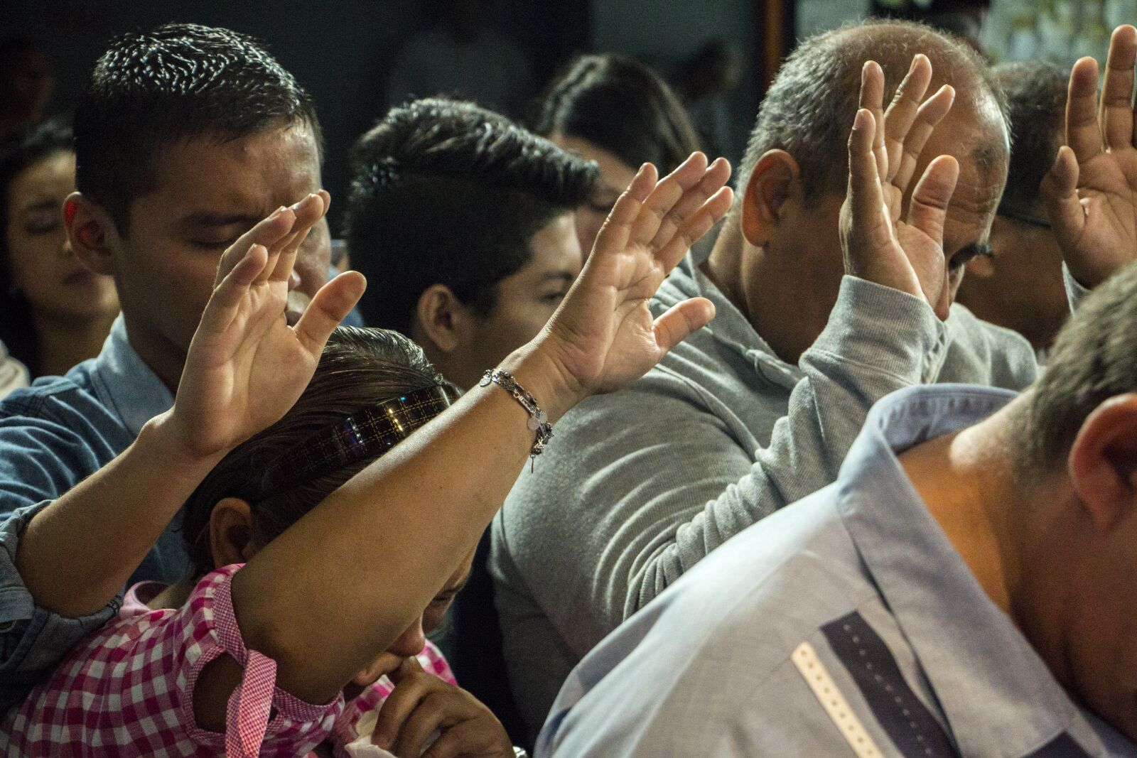 Canon EOS 70D sample photo. Worship, cult, religion photography