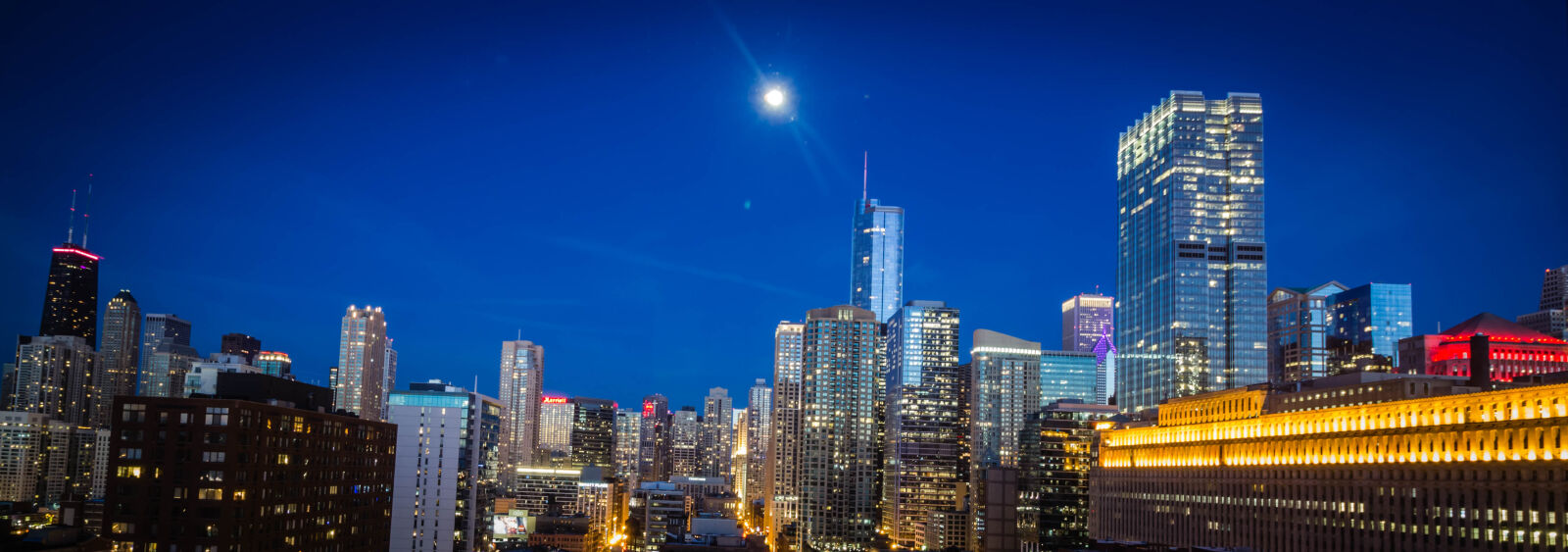 Canon EOS 60D sample photo. Chicago, city, cityscape, moonlight photography