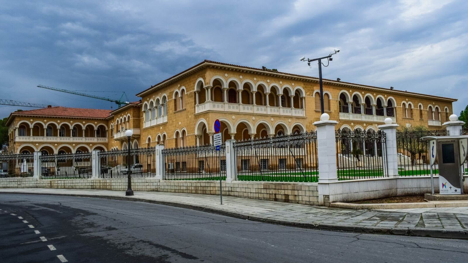 Nikon D3300 sample photo. Building, architecture, travel photography