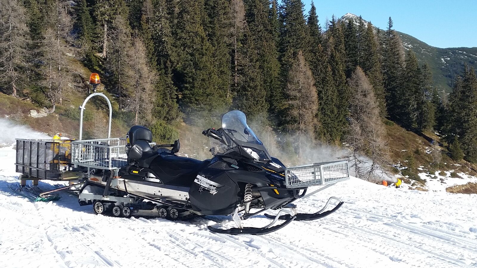 Samsung Galaxy S5 sample photo. Skidoo, snow, moped photography