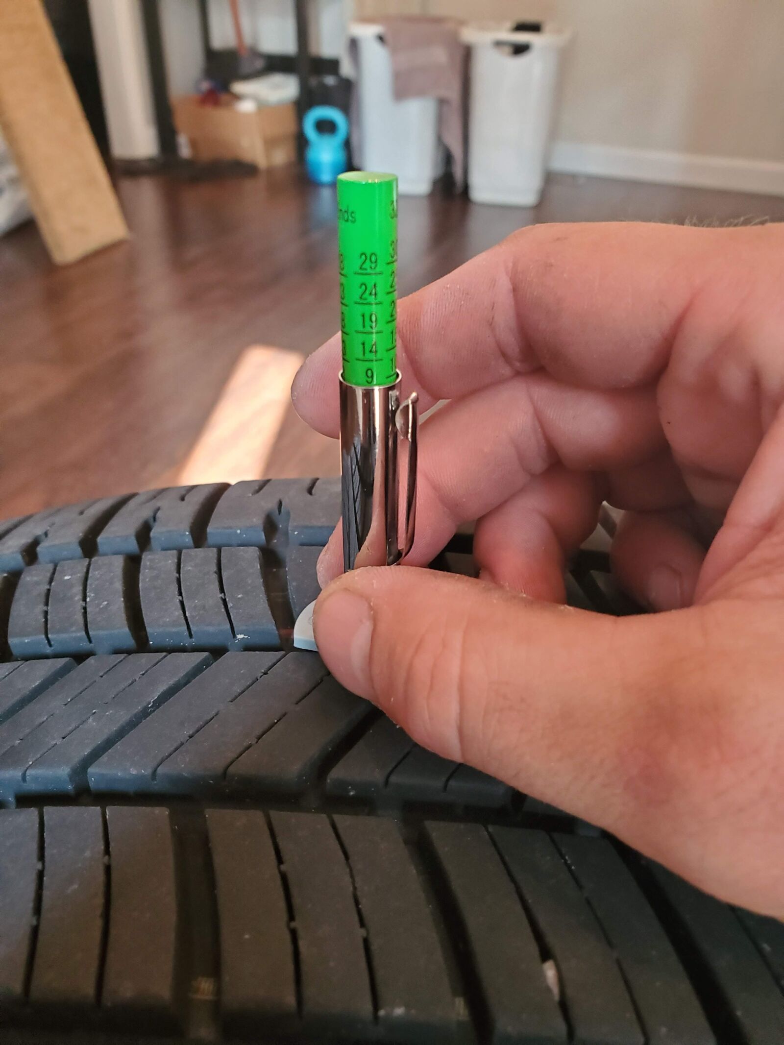 Samsung Galaxy S10e sample photo. Tire, tread, measuring photography