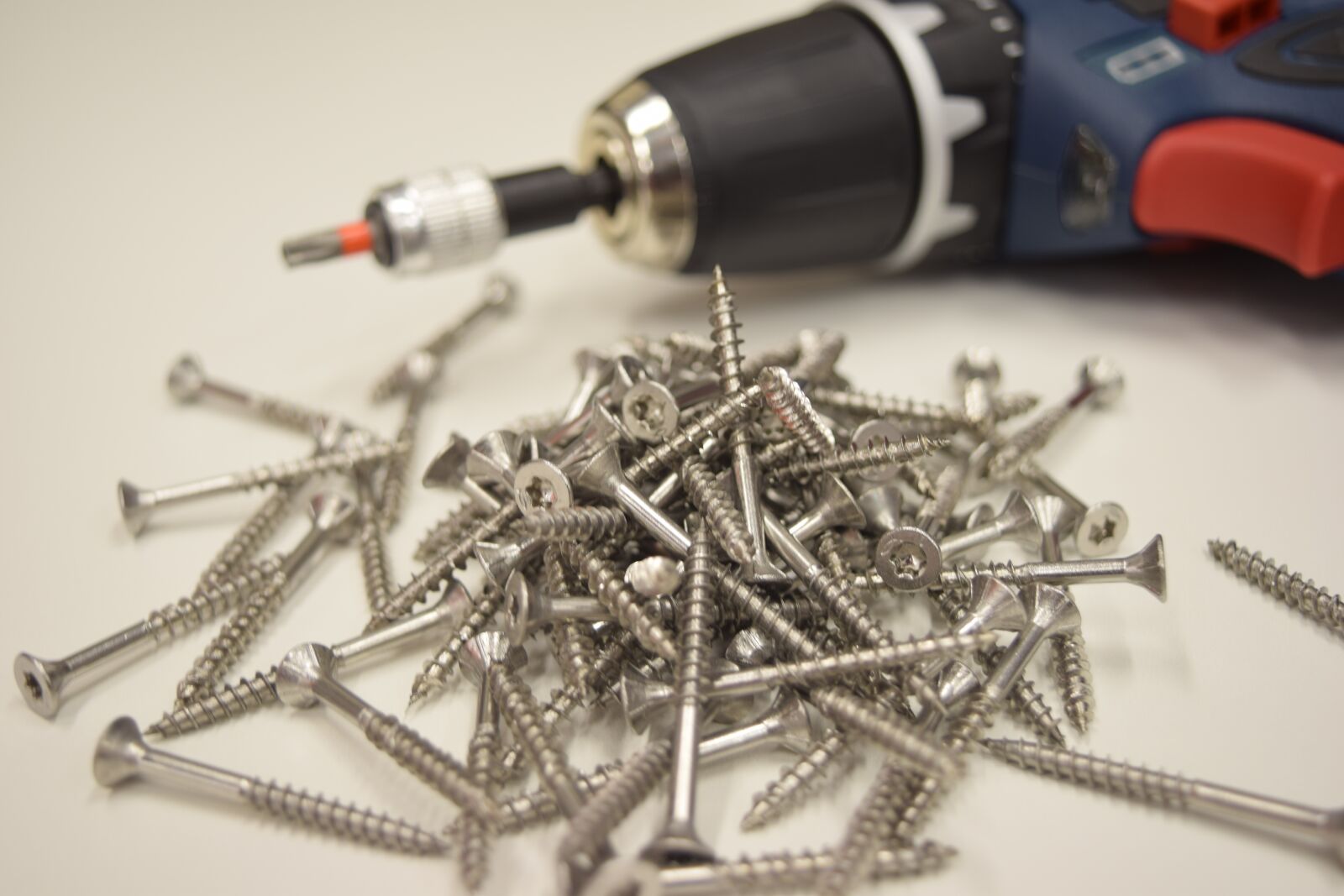 Nikon D3300 sample photo. Screws, electric drill, tools photography