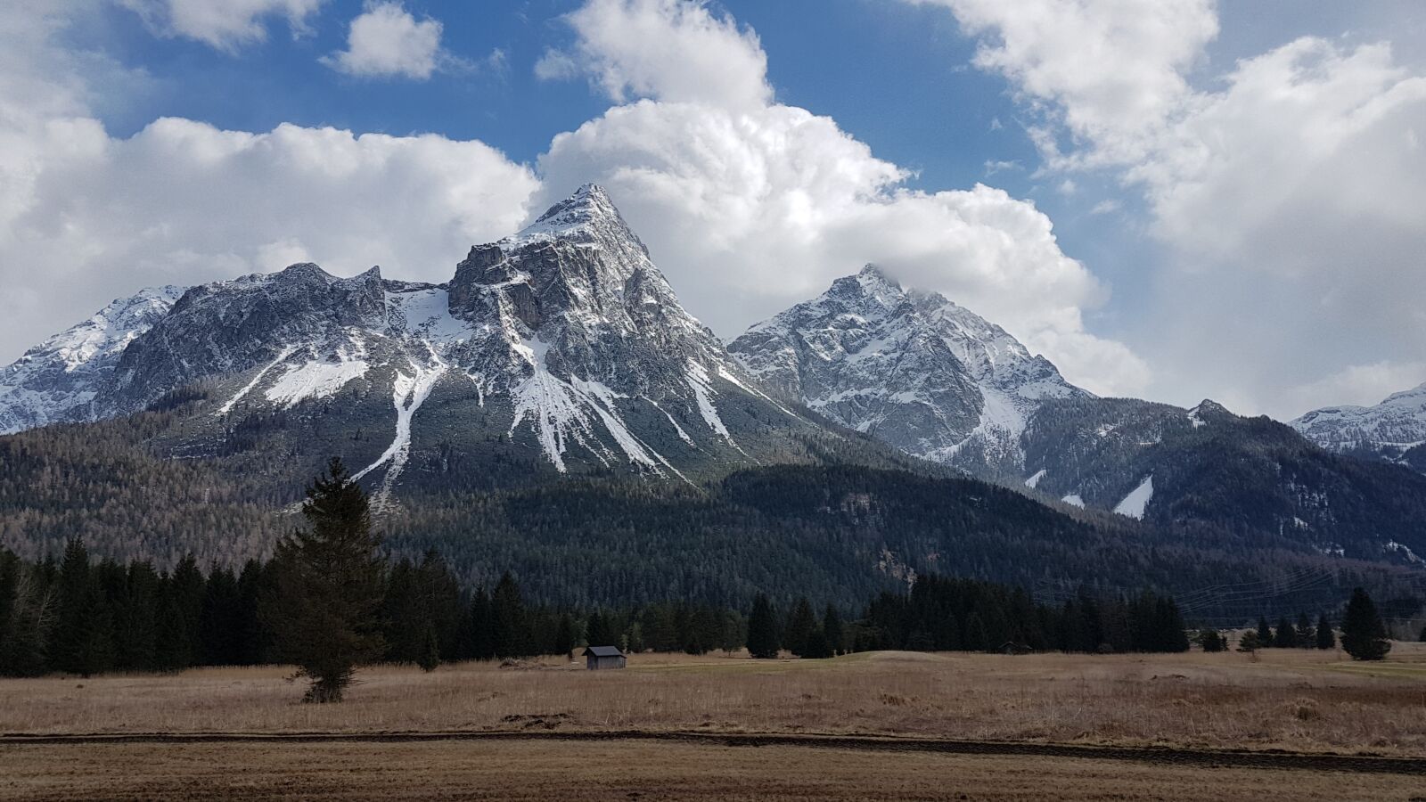 Samsung Galaxy S7 sample photo. Clouds, mountain, weather photography