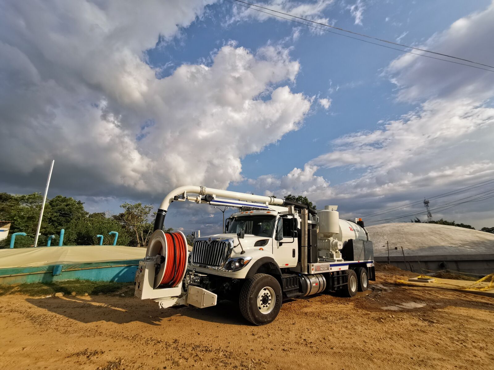 HUAWEI P30 Pro sample photo. Hydrojet, skimmer, combined photography