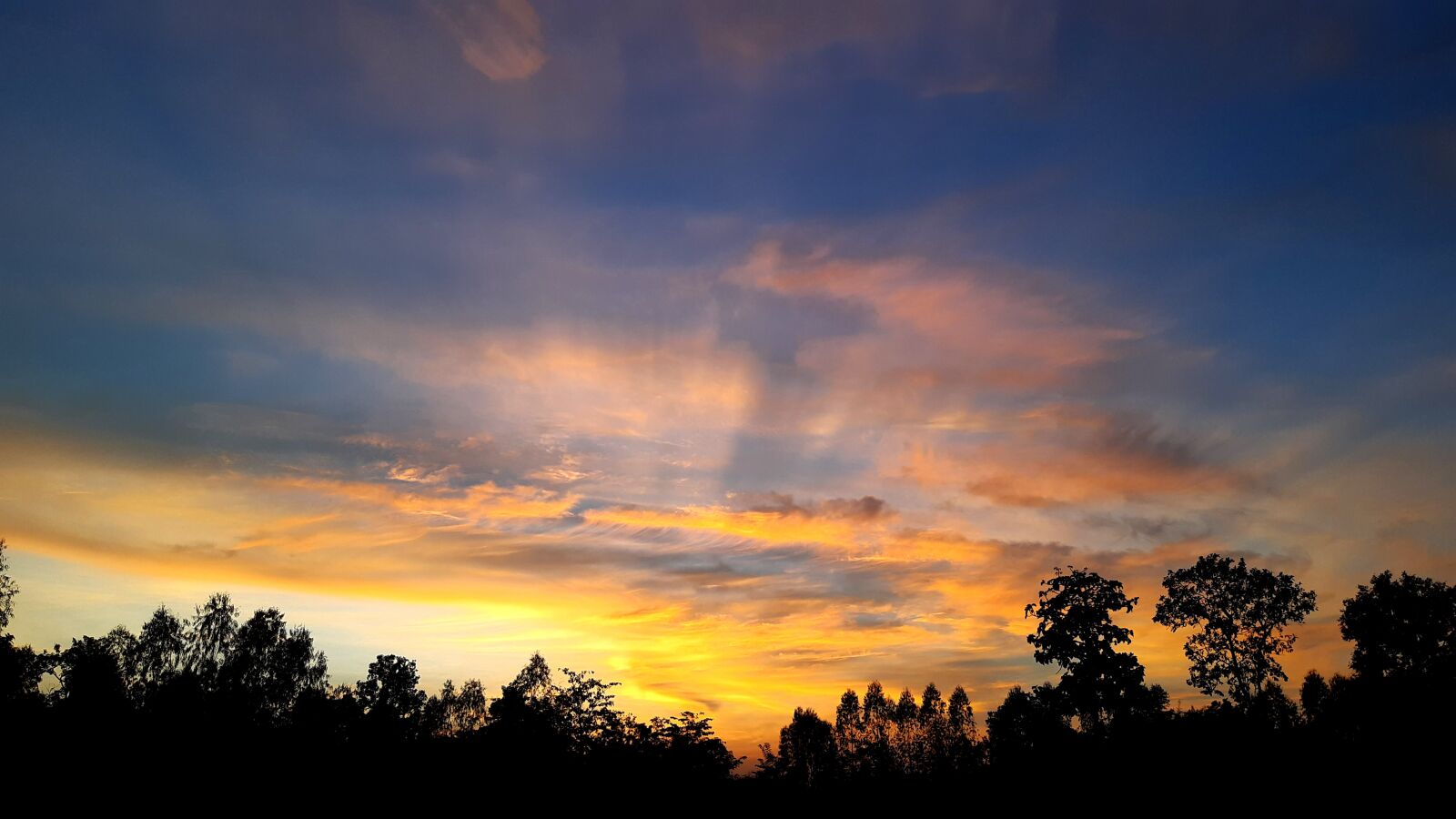 Samsung Galaxy A30 sample photo. Sunset, sun, the landscape photography